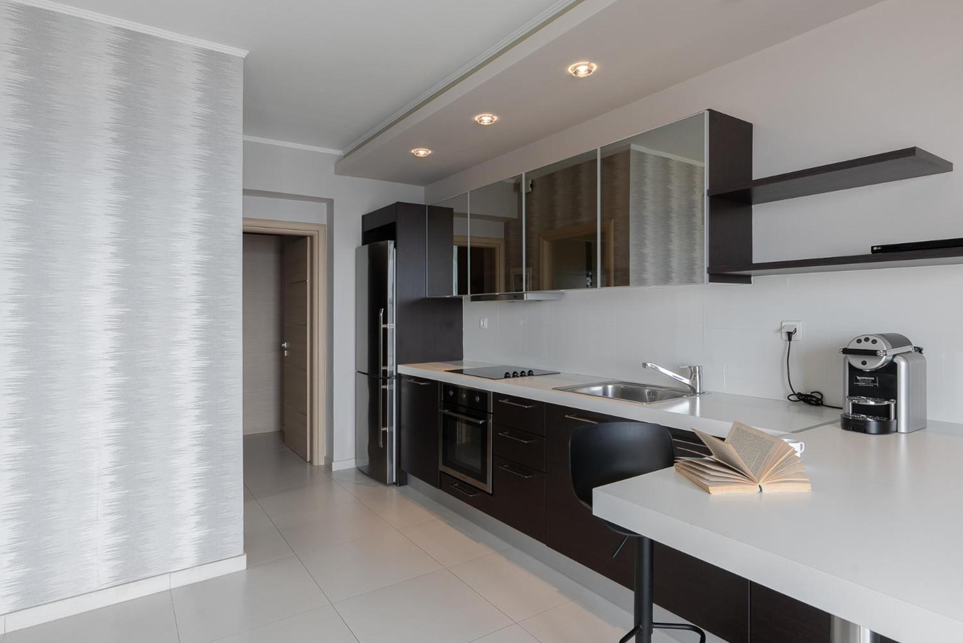 Kymothoe Elite Aparthotel