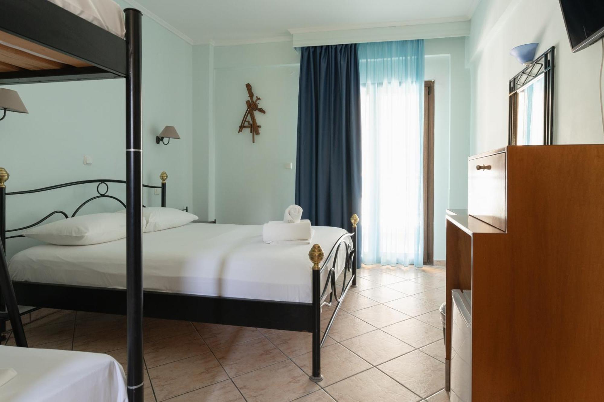 Makednos Hotel 2*