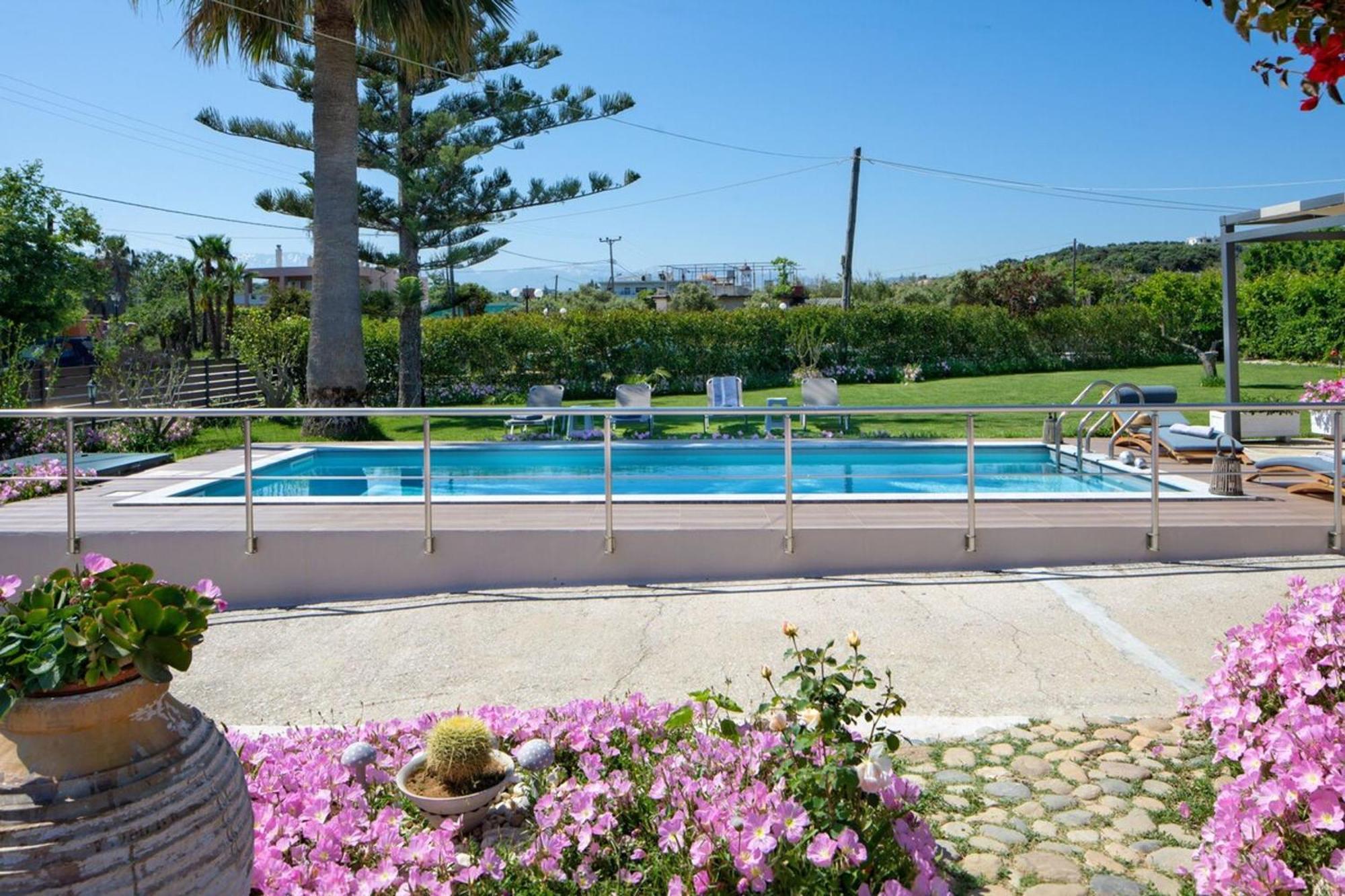 Santy - Gerani Holiday home *