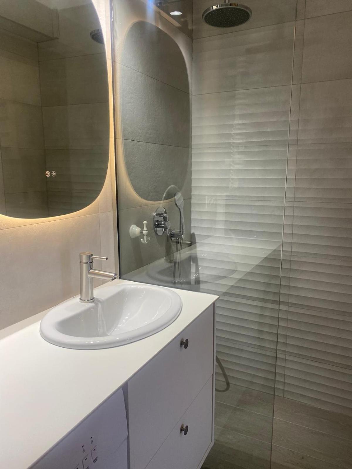 Panorama Drenia Guest house