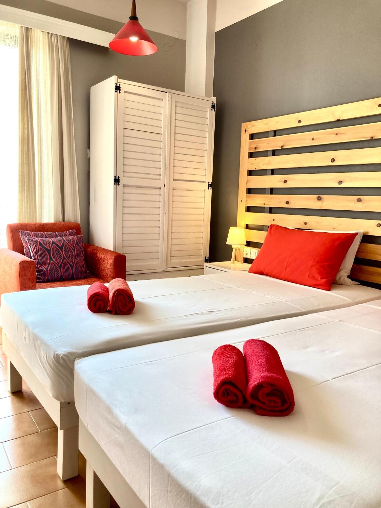 Eleana Apartments