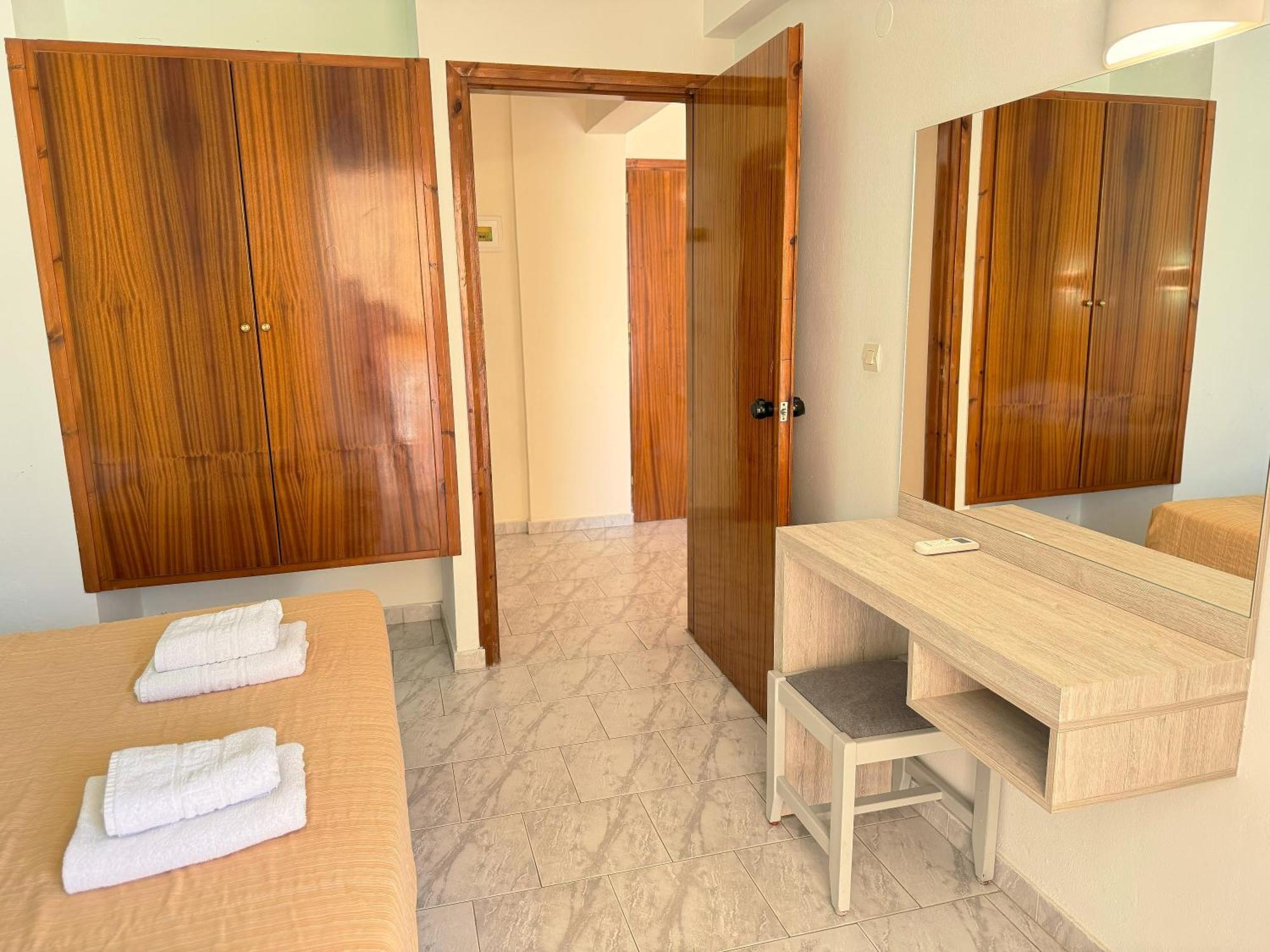 Aparthotel Domenica Rethymno (Crete)