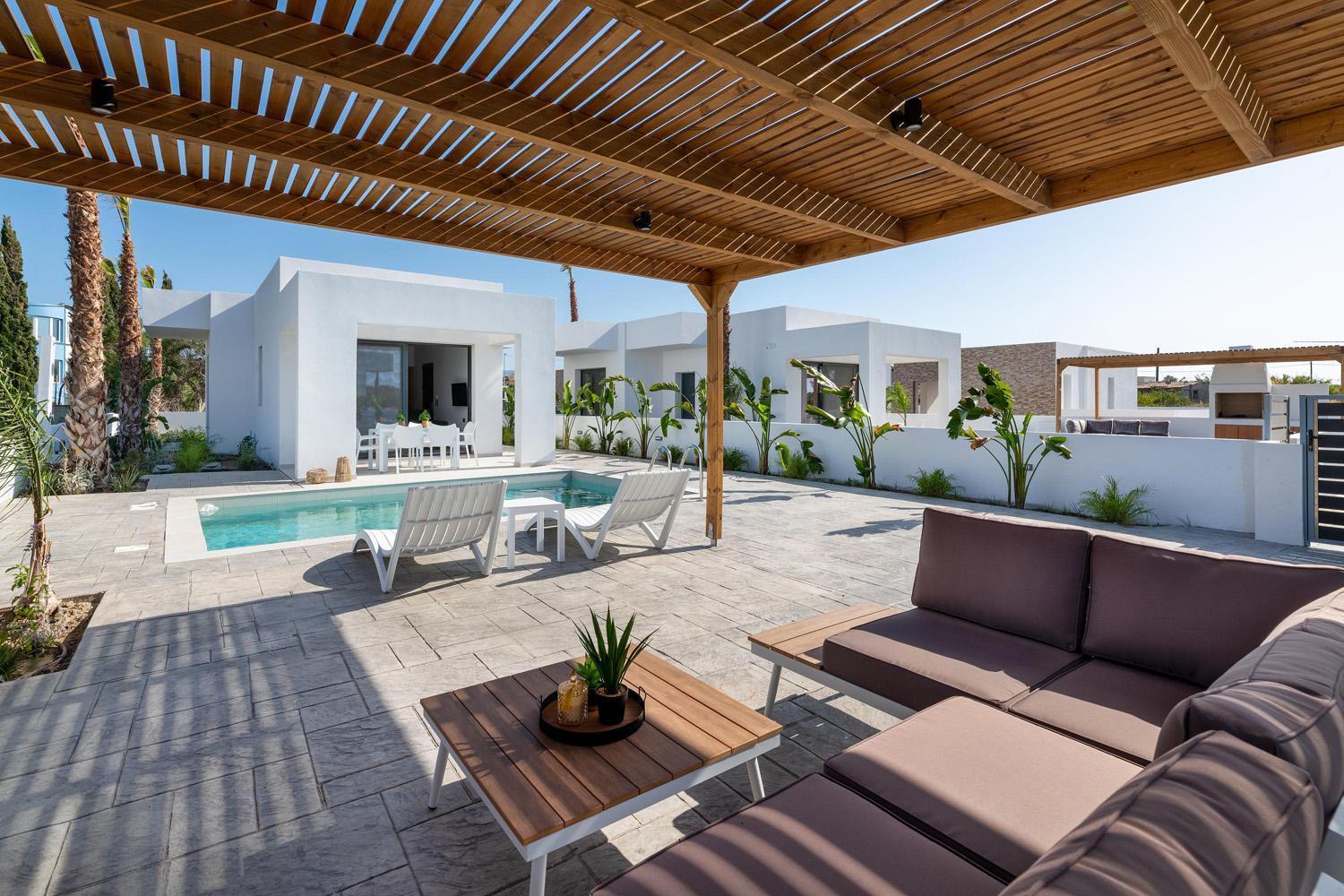 Salty Sun 2 Villa *