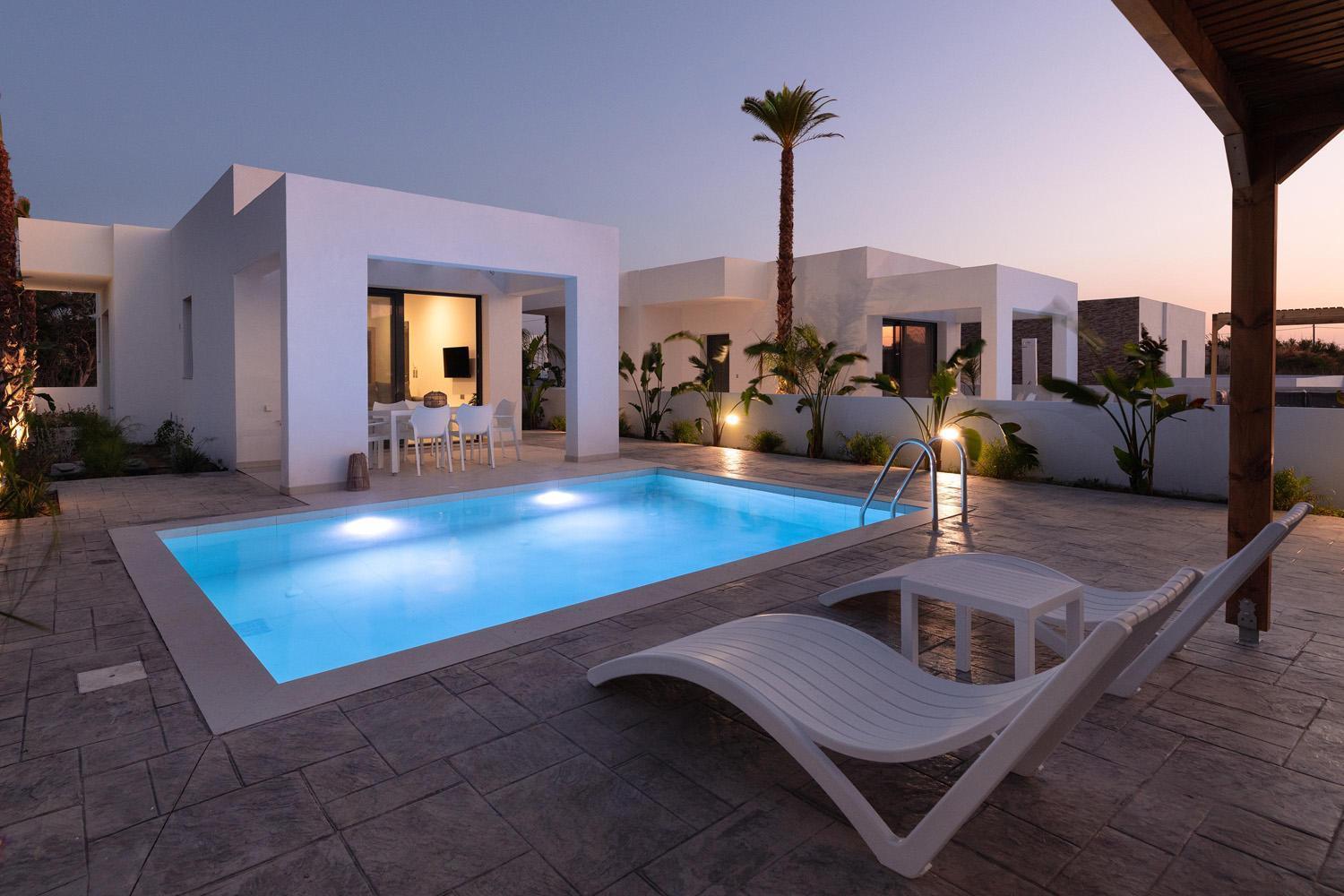 Salty Sun 2 Villa *