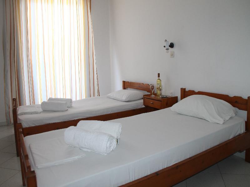 Gardens Aparthotel 3*