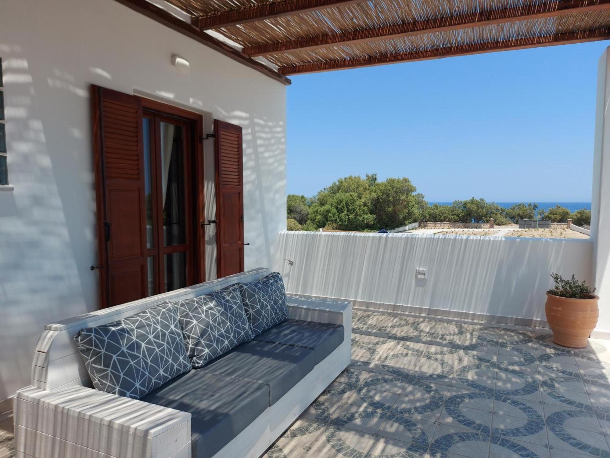 Front Pasithea Villa *