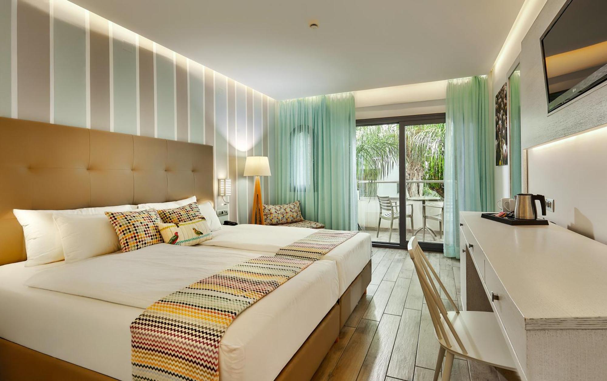 Kyknos & Resort 4*