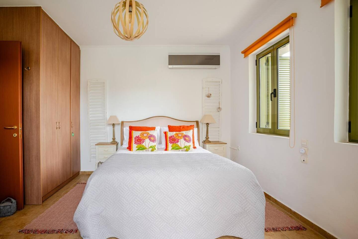 Anthos - Superb Panoramic Sea And Hill Views With Private Pool Villa