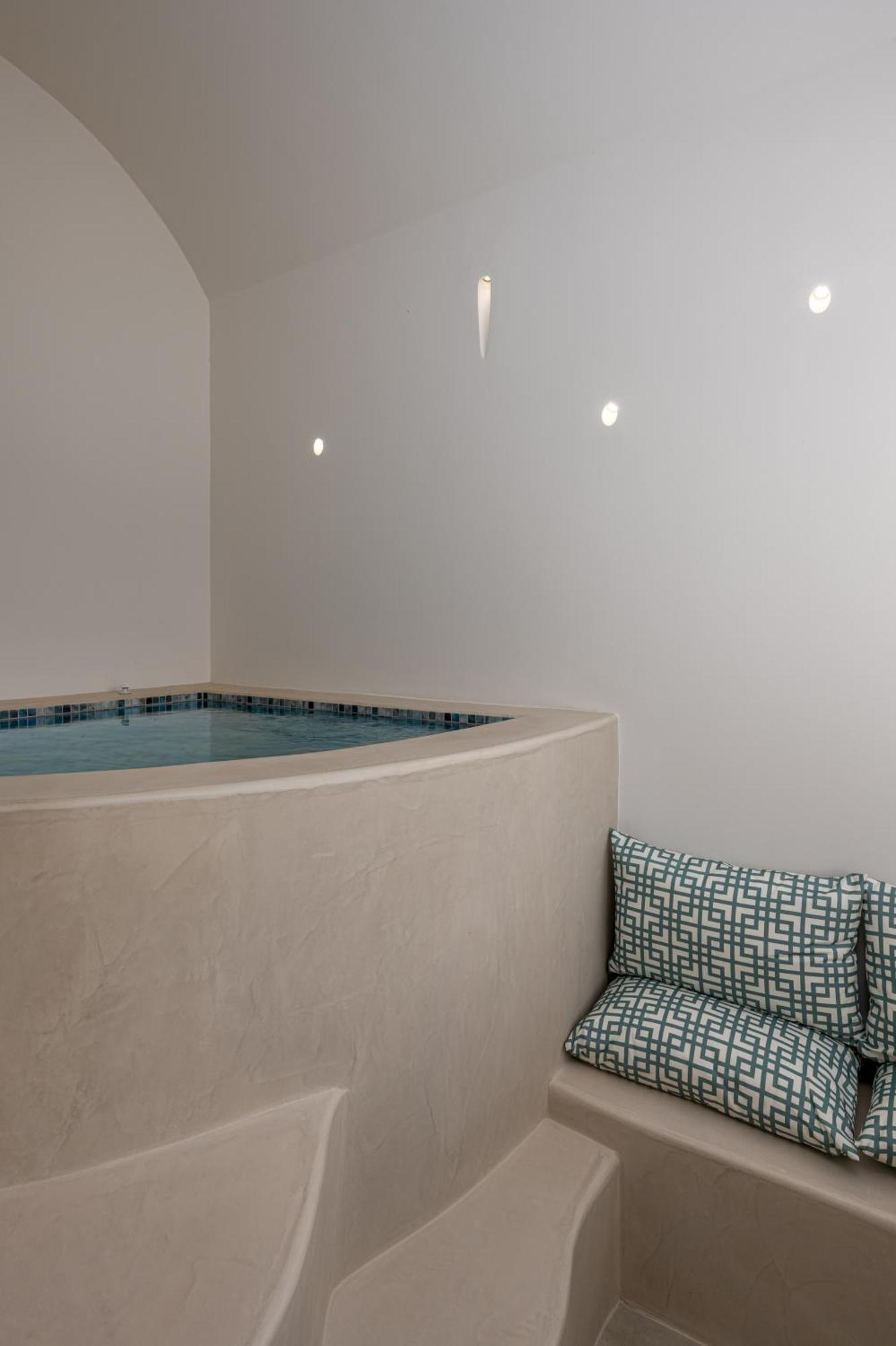Galaria Serenity Aparthotel