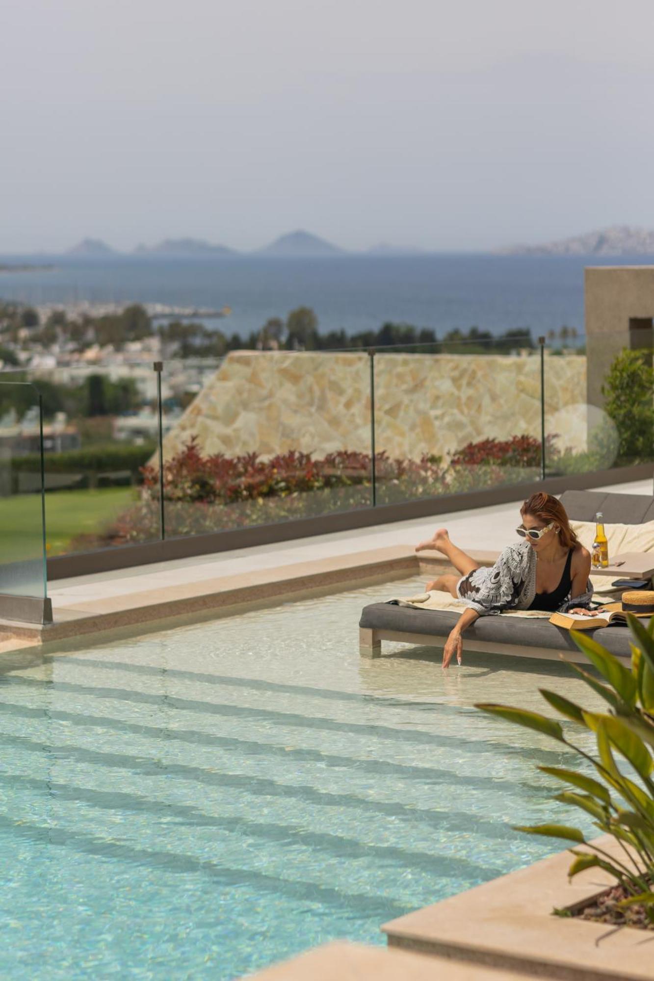 Maravilla Luxury Living *