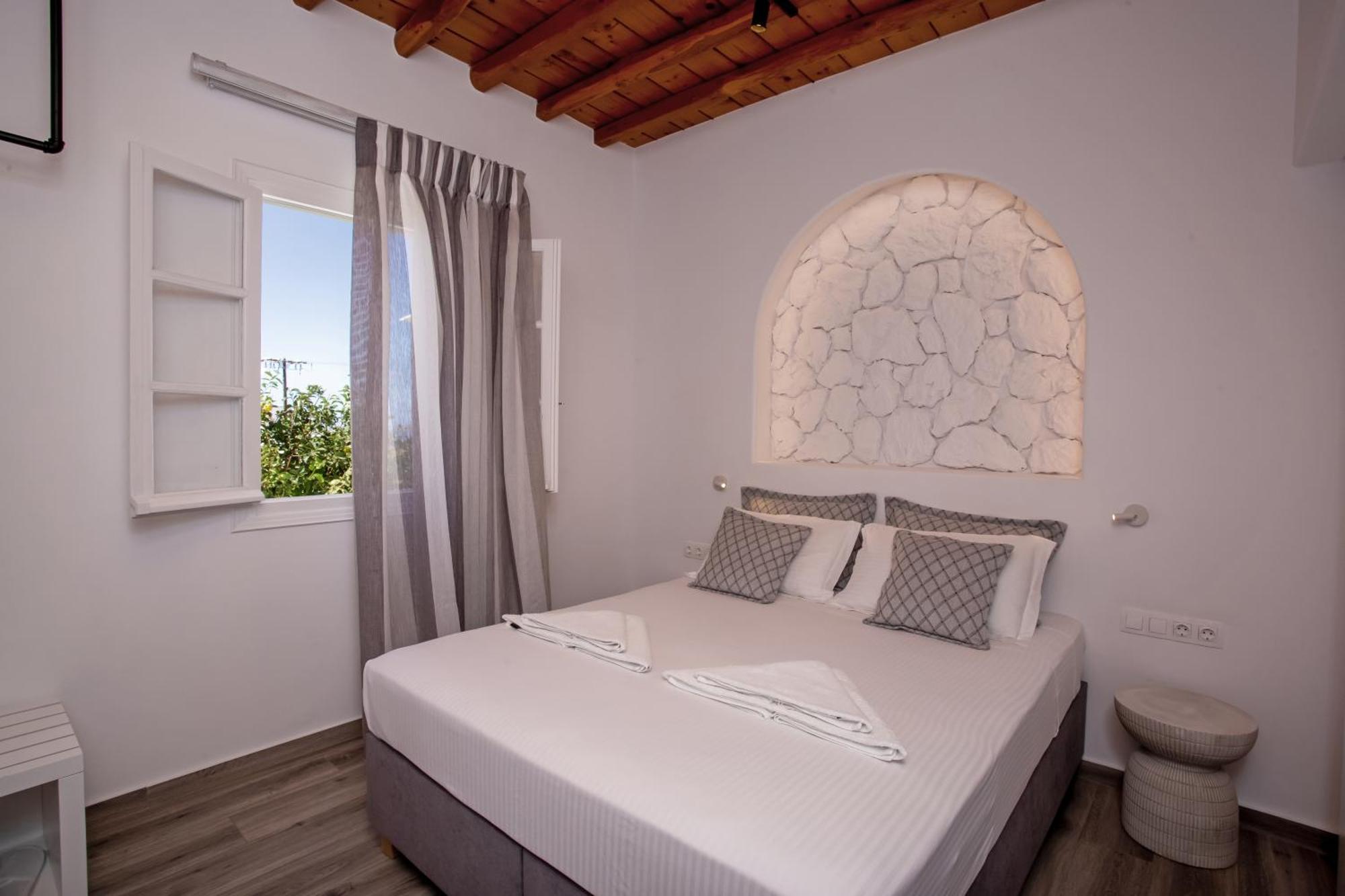 C Mykonos Guest house