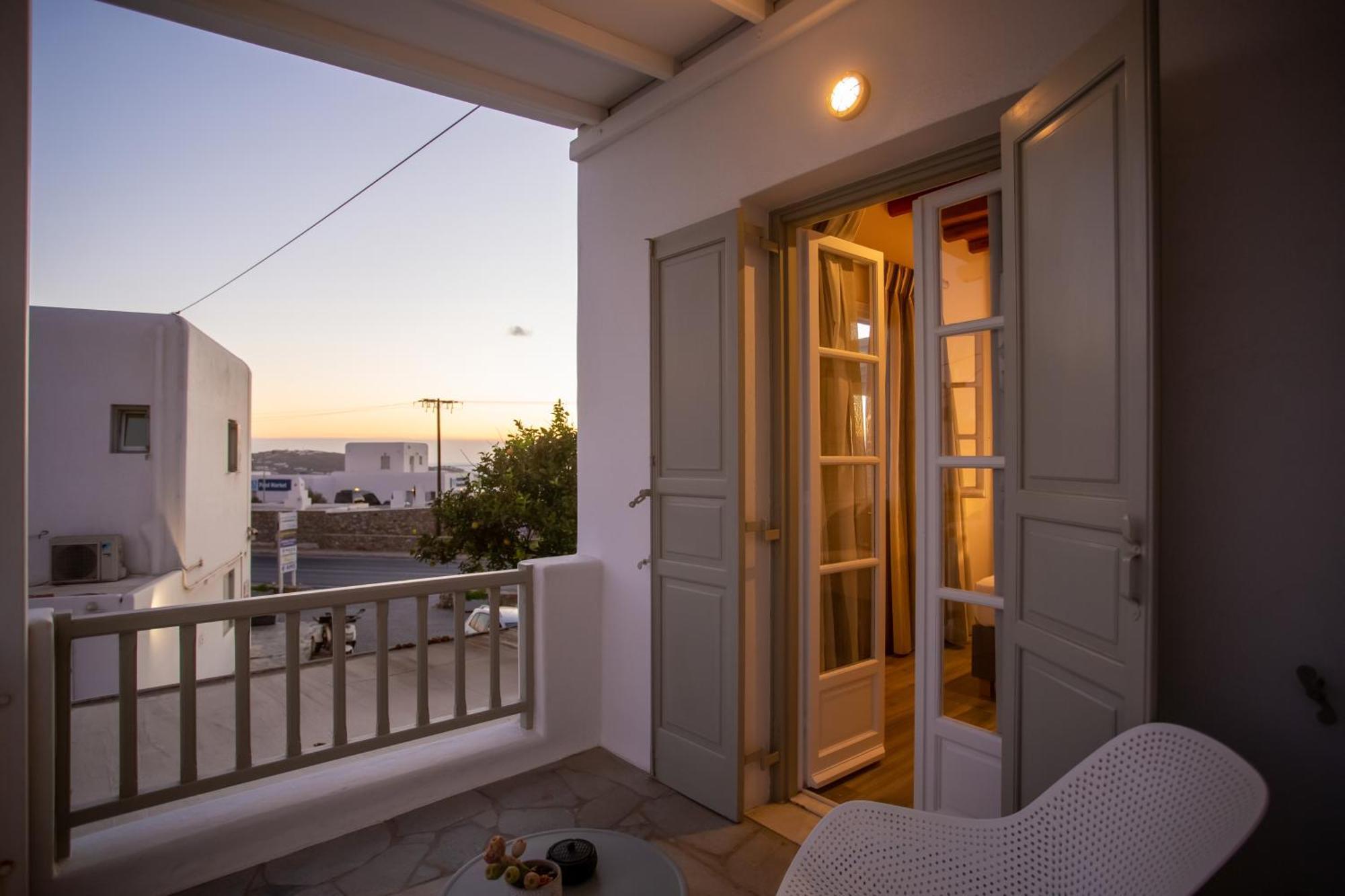 C Mykonos Guest house