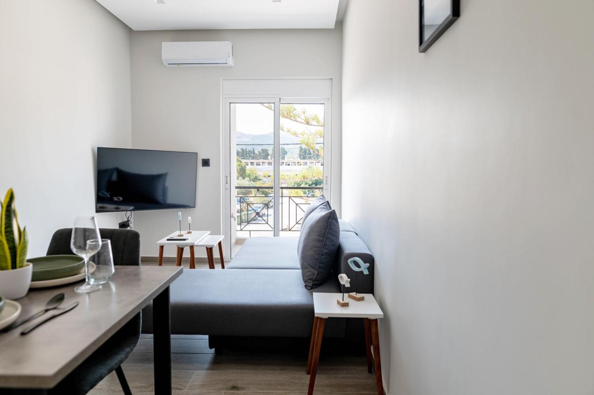 Apartment Oikos Charming Island Retreat *