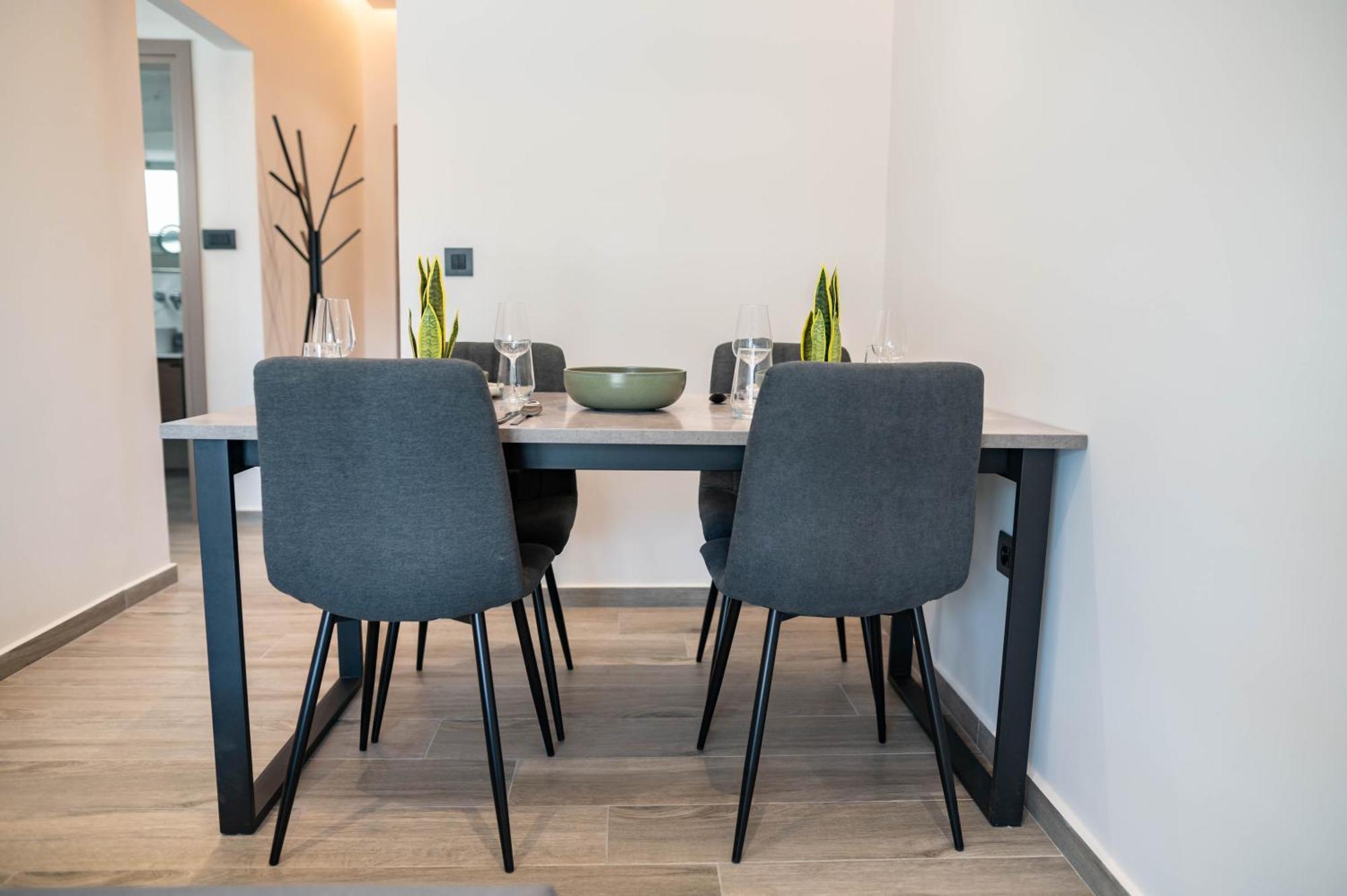 Apartment Oikos Charming Island Retreat Platanion