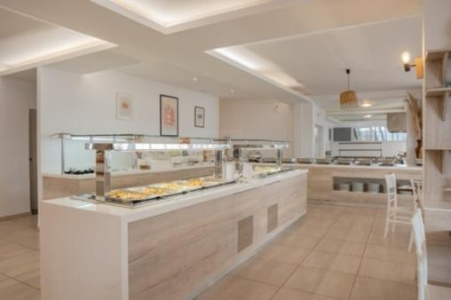 St Constantin Sea & Hotel