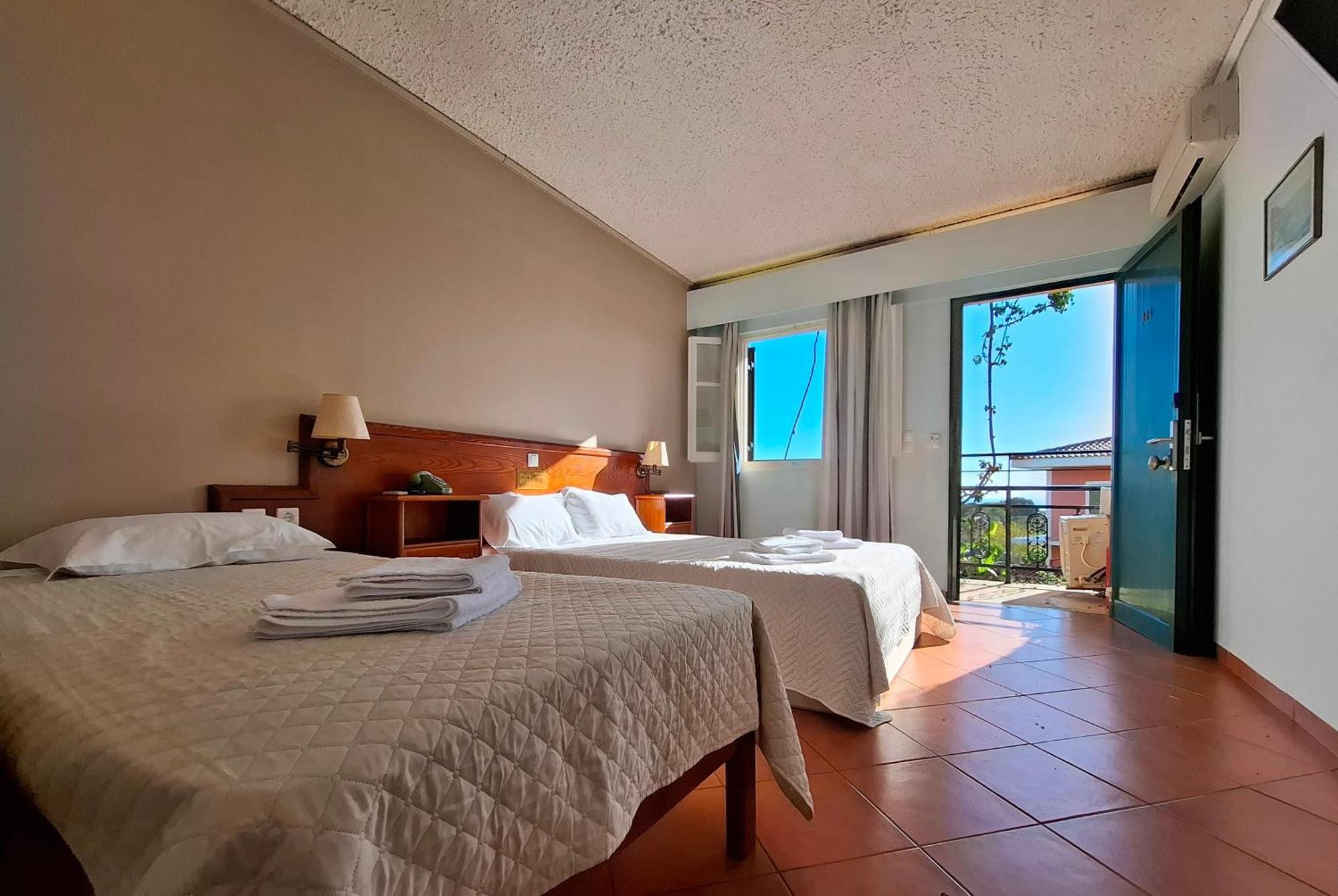 Sunrise Hotel 3*