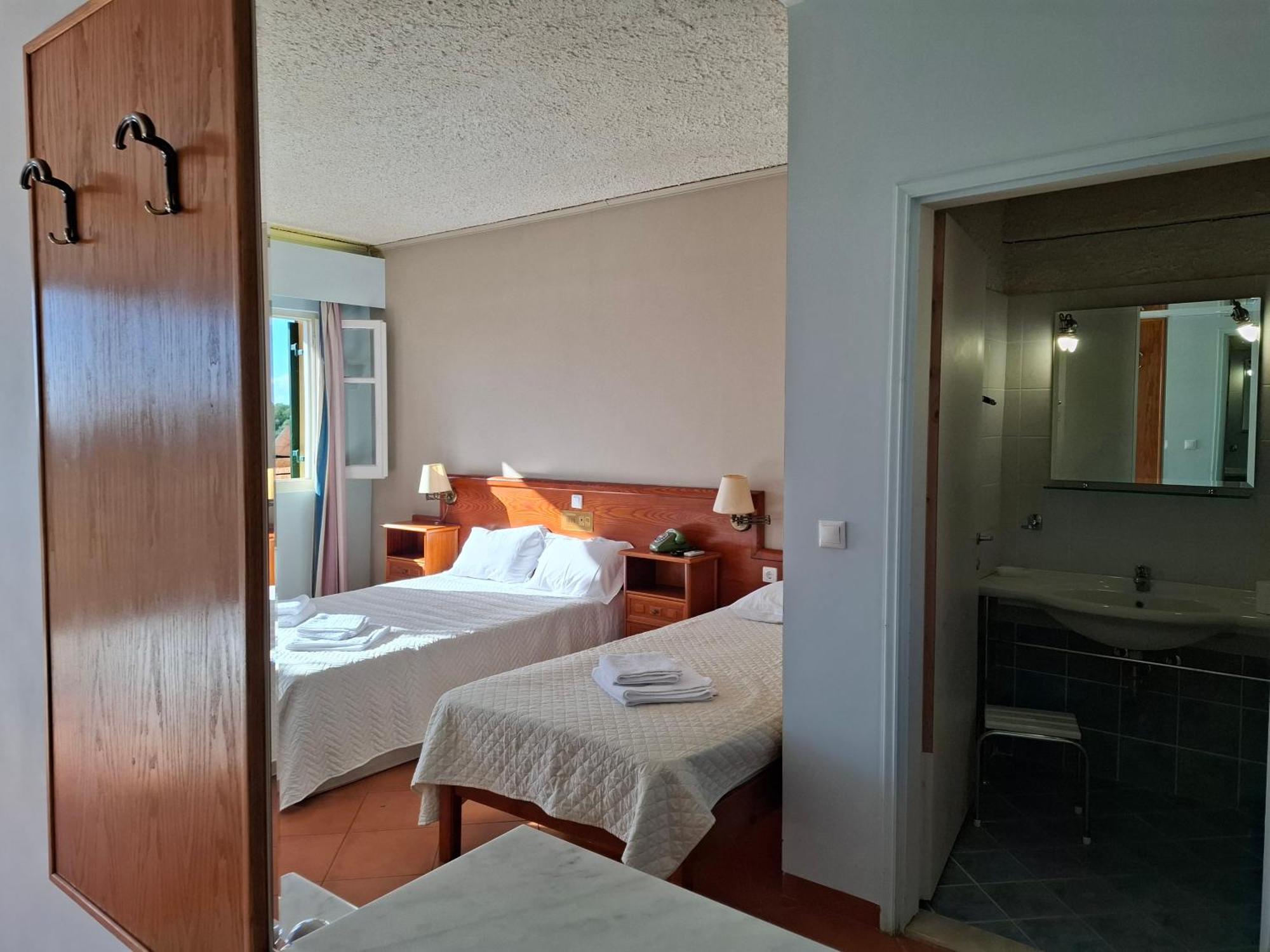Hotel Sunrise Pesadha