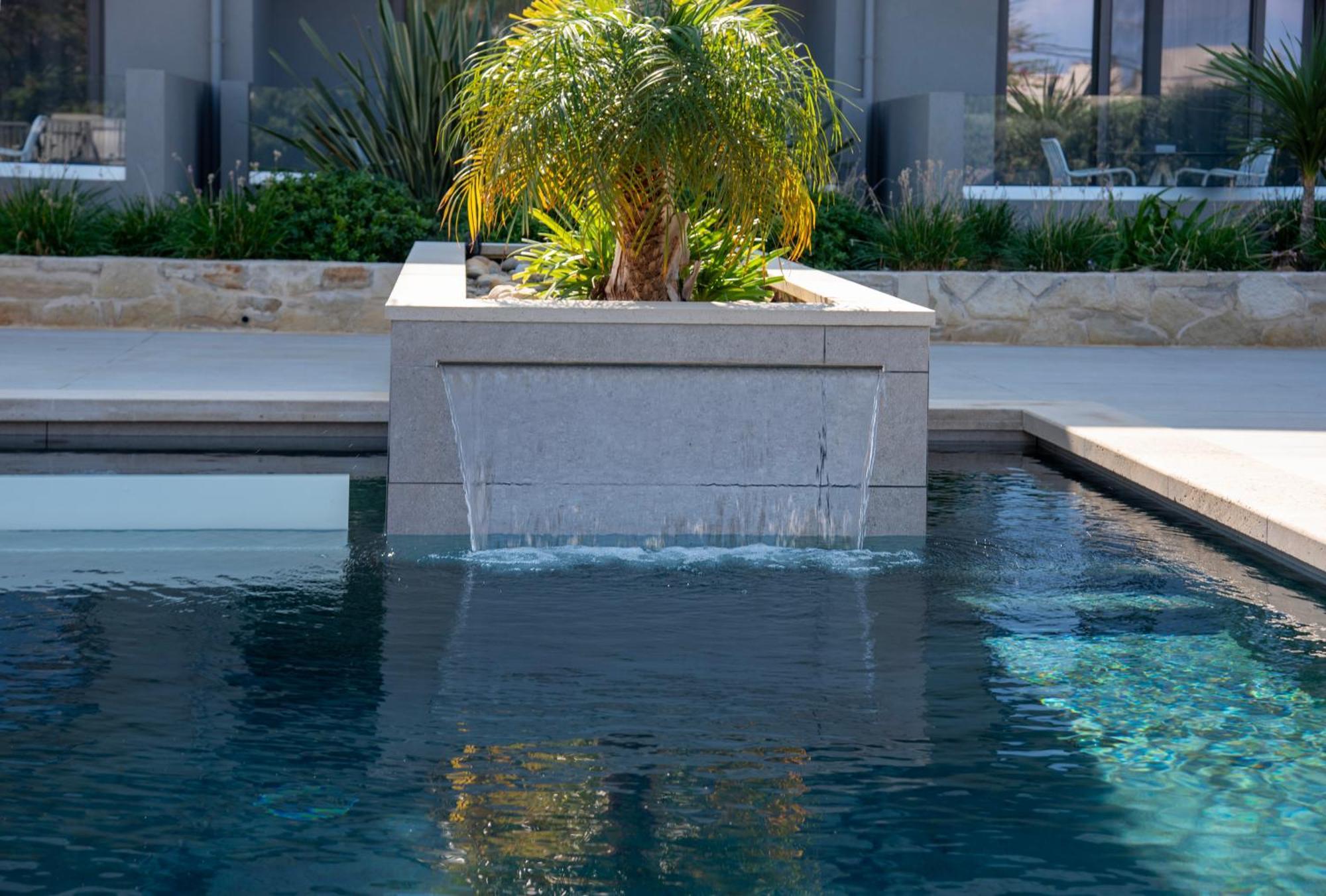 Eleanthi Modern Living Apartment *