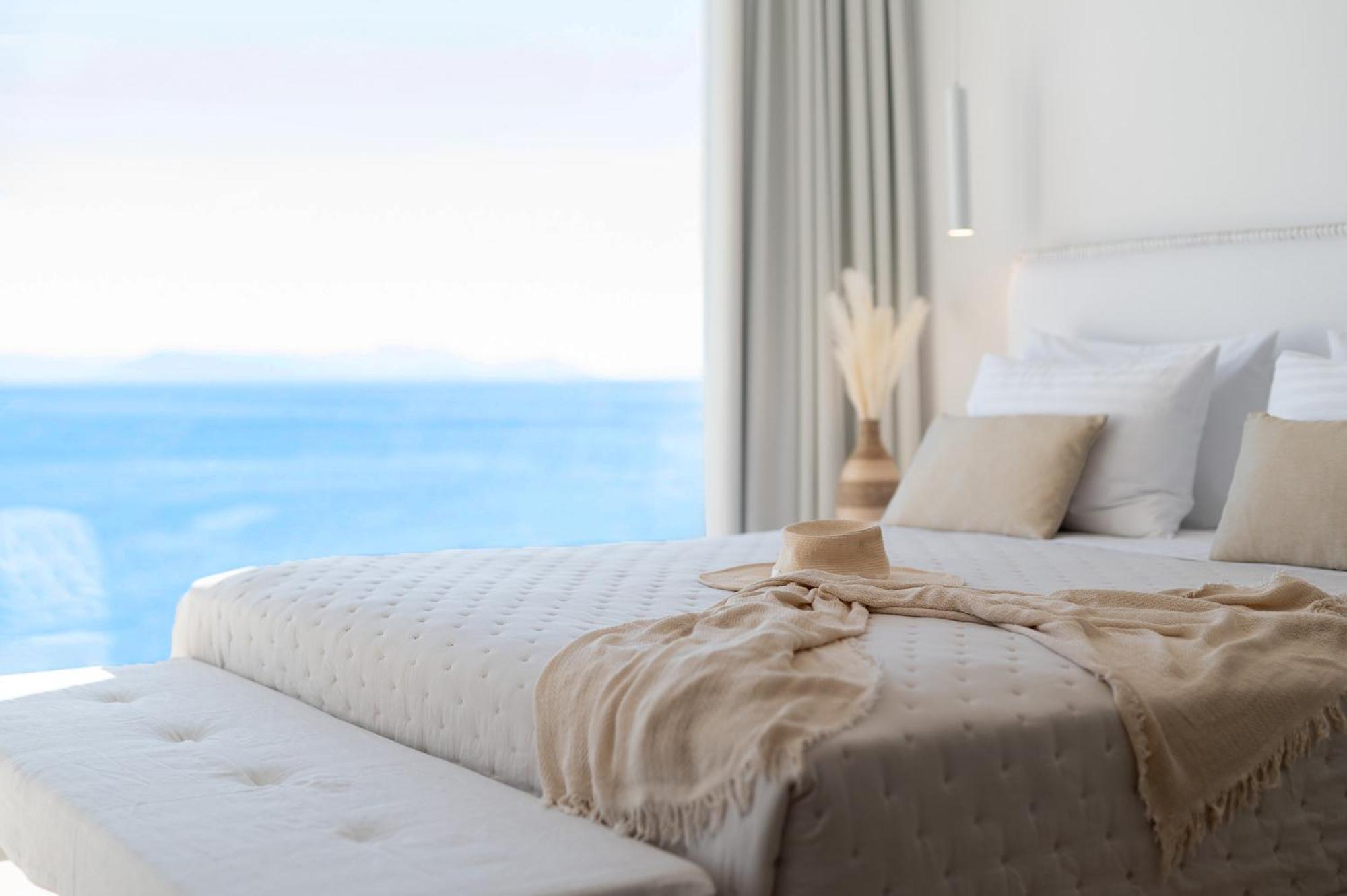 Achillion Luxury Corfu & Apartment