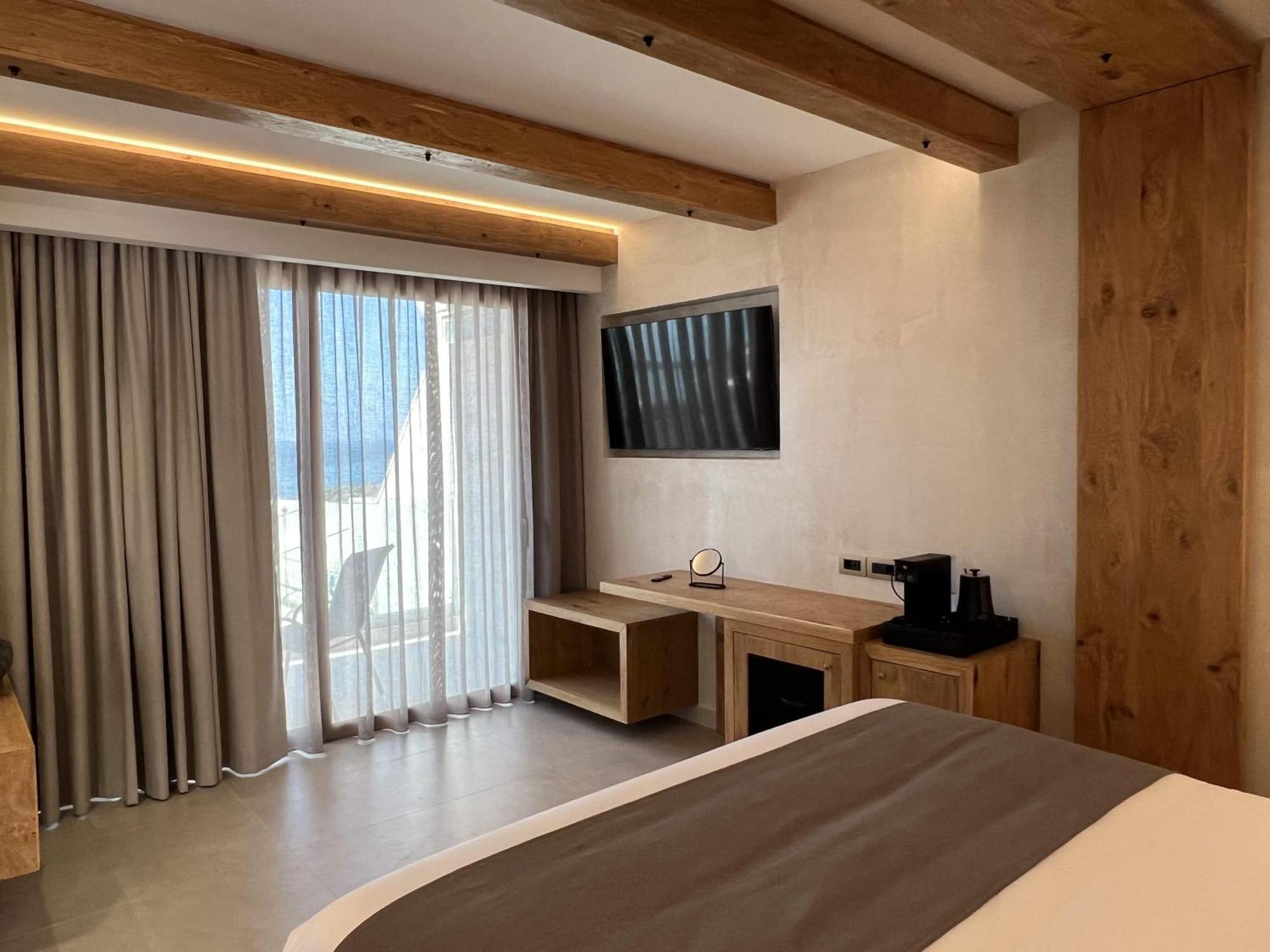 Chc Atlantida Mare Agia Marina (Crete)