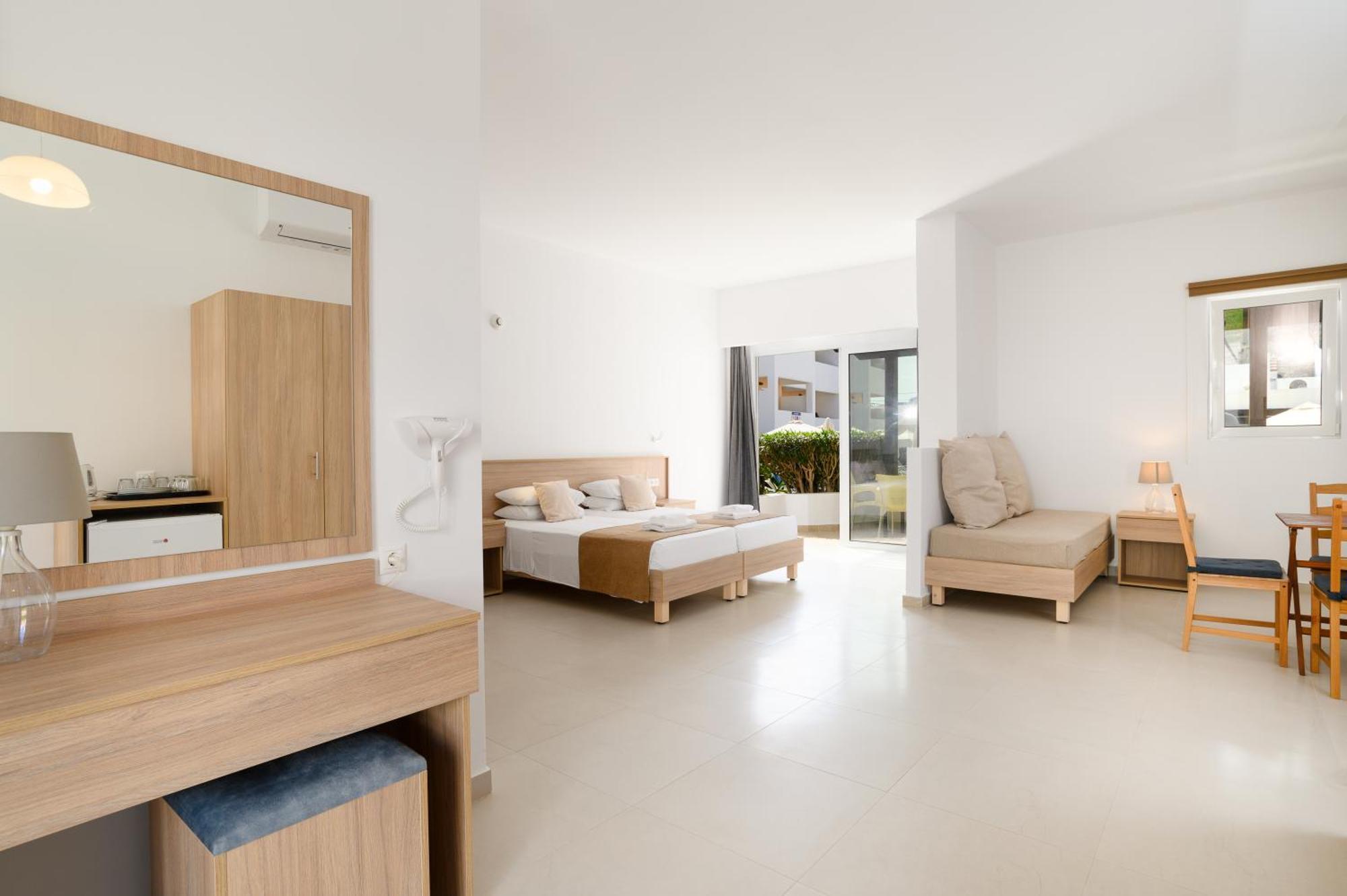 Matina Pefkos Aparthotel