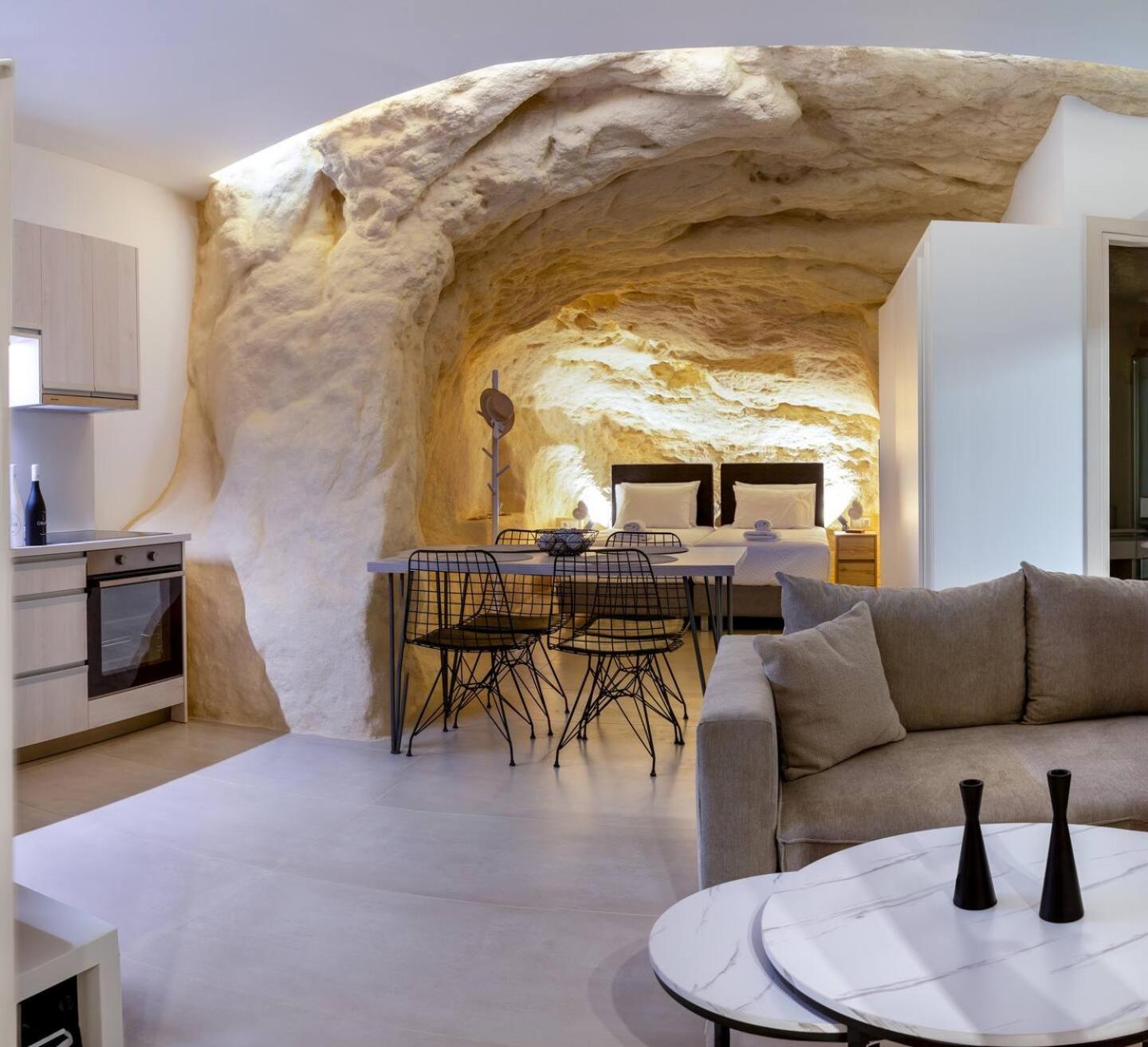 Theasis Luxury Cave House, With Sea & Cave View Villa *