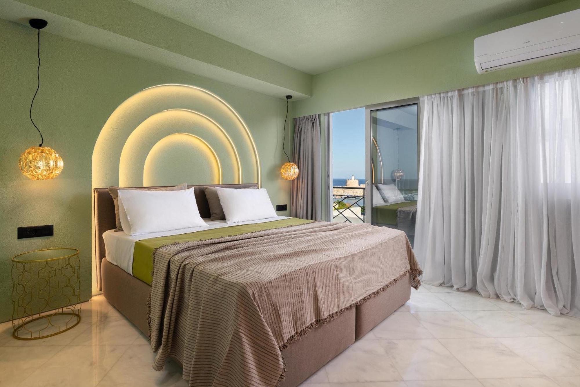 Hamilton Elite Penthouse Apartment Rhodes City