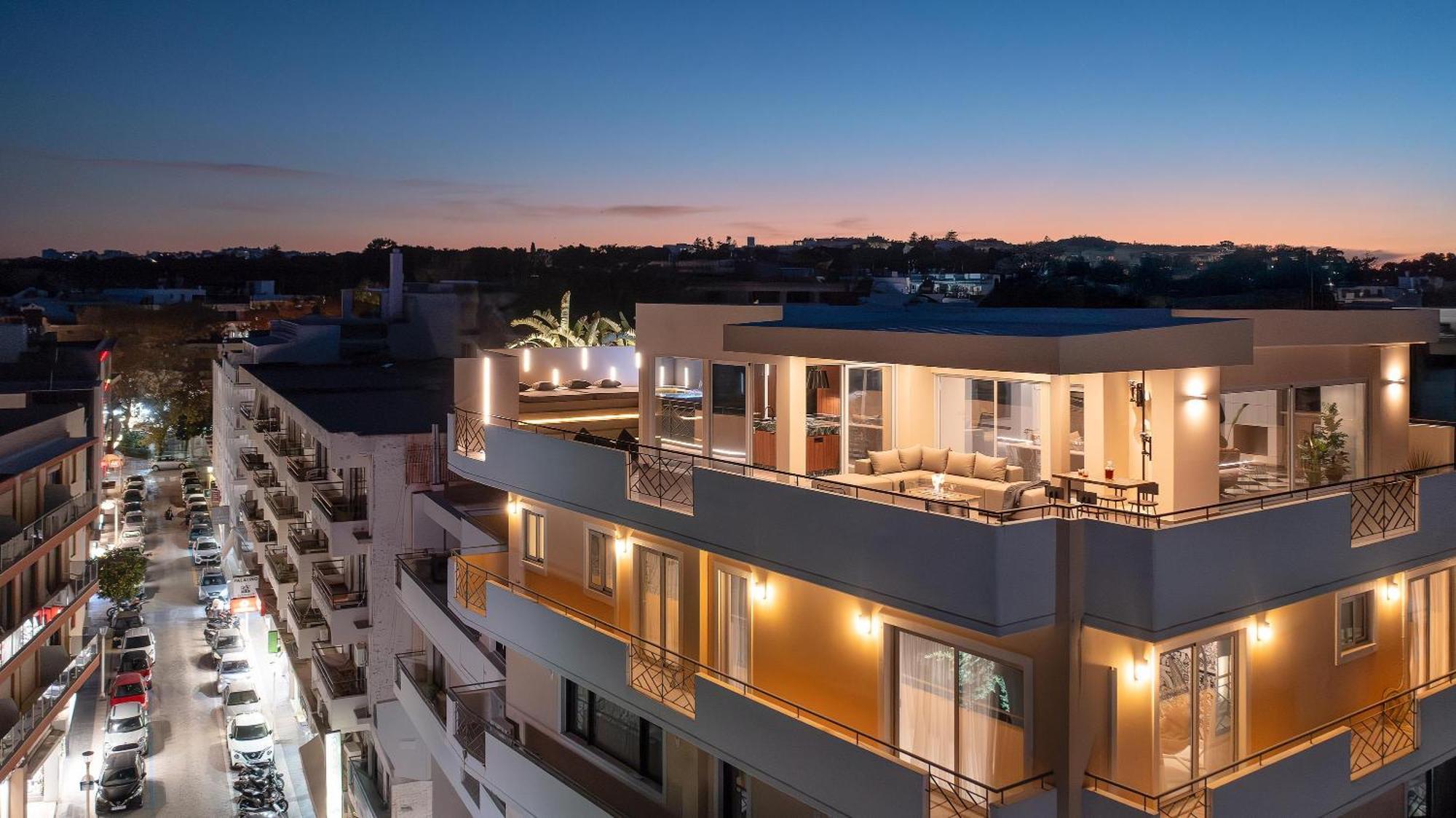 Hamilton Elite Penthouse Rhodes City