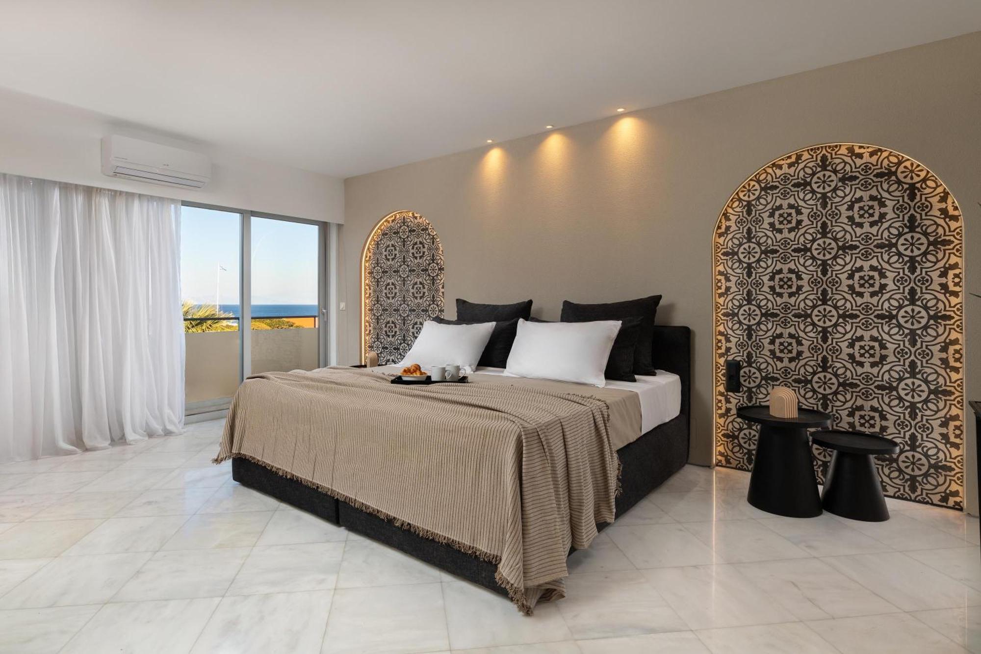 Hamilton Elite Penthouse Apartment *
