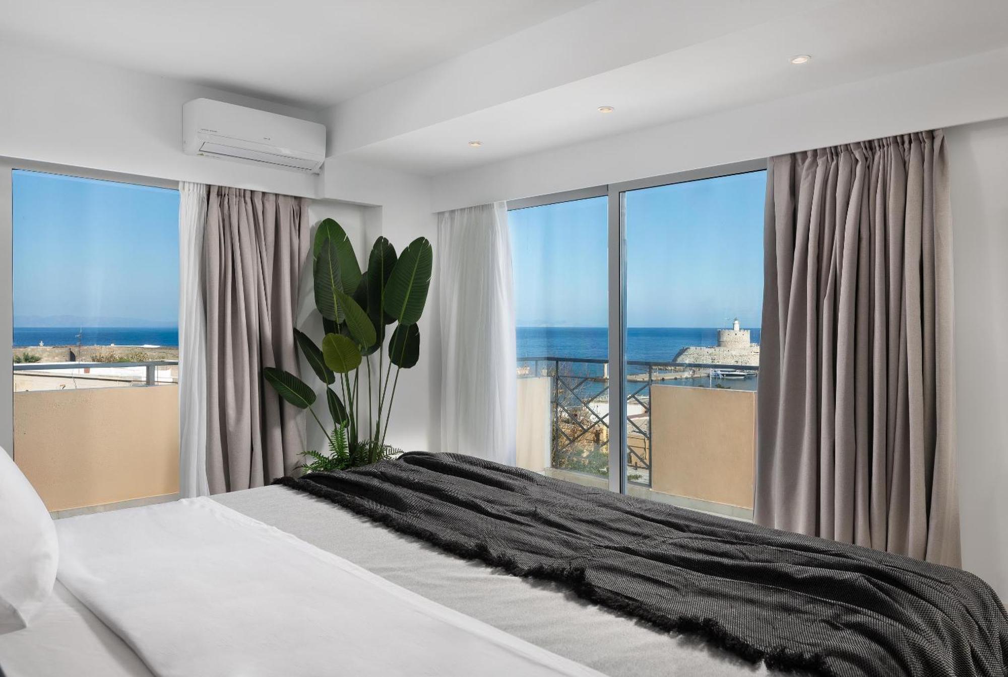 Hamilton Elite Penthouse Apartment Rhodes City