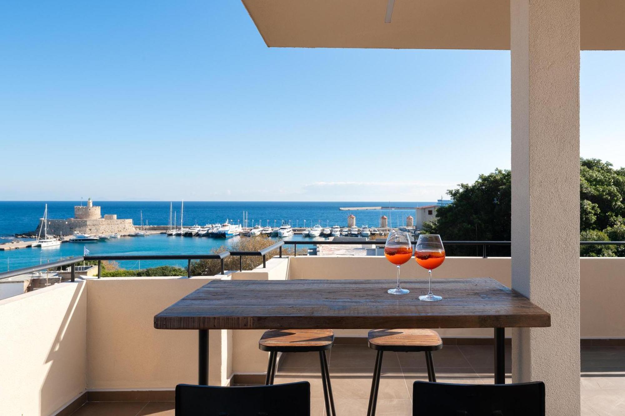 Hamilton Elite Penthouse Apartment Rhodes City