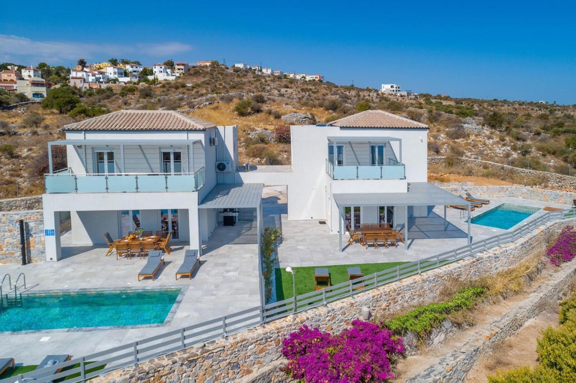 Gianna's Panoramic Seaview Twin With Pool 1