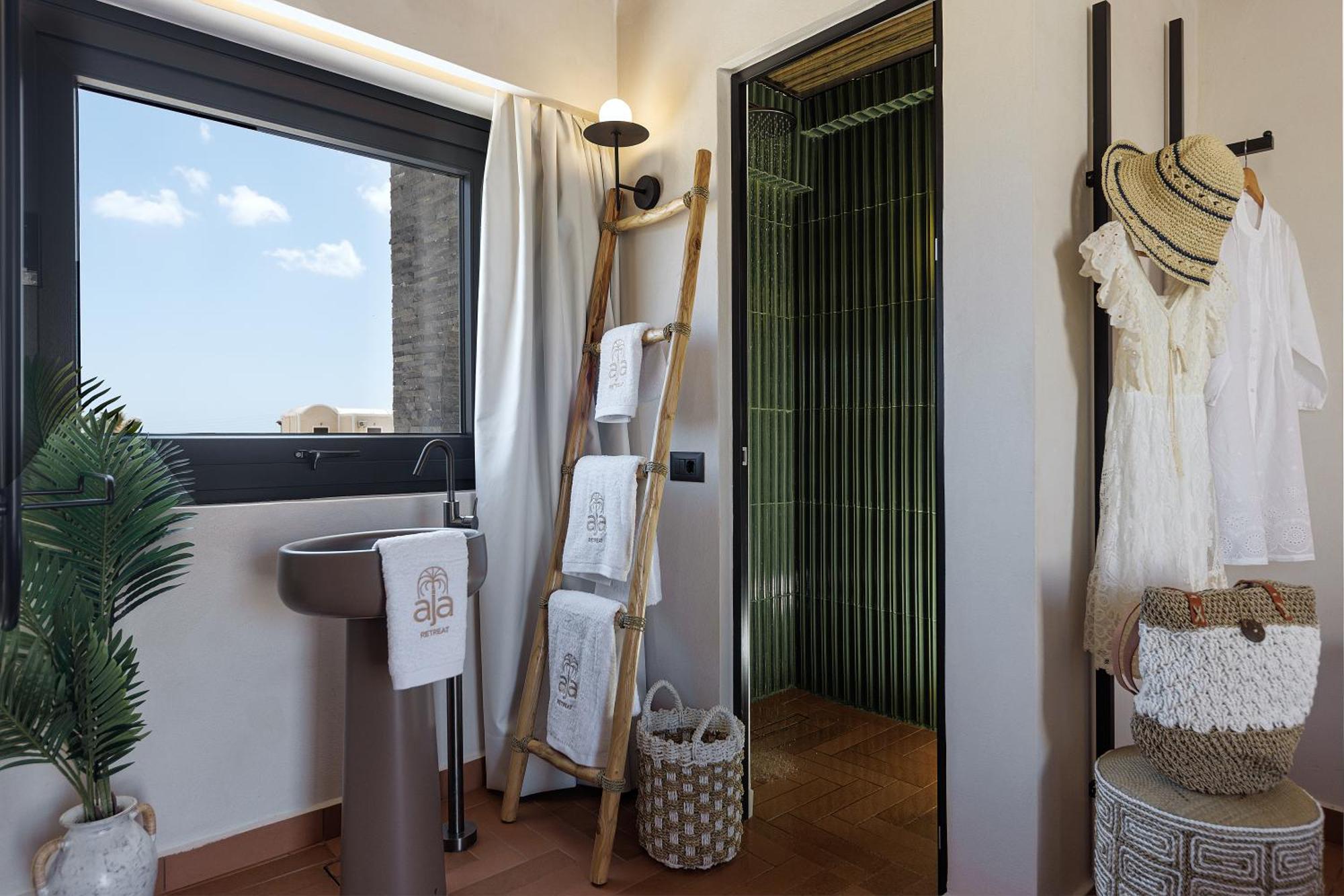 Aja Retreat Luxury Lodge