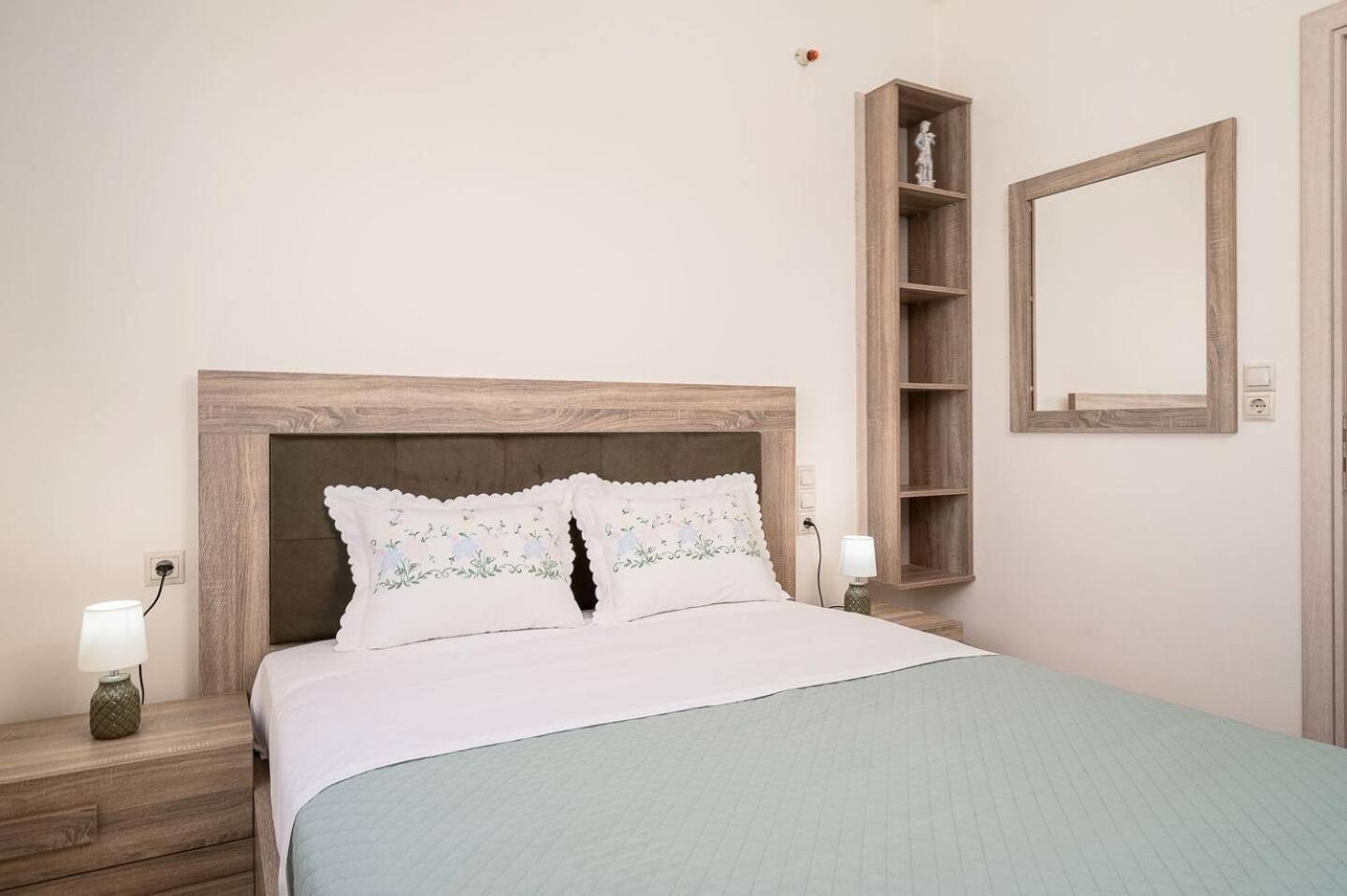 Apartment Artemis Seaside House, With Sea View Kalamaki (Heraklion)