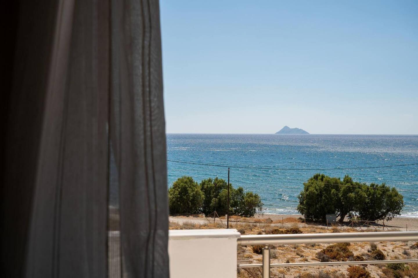 Artemis Seaside House, With Sea View Apartment Kalamaki (Heraklion)