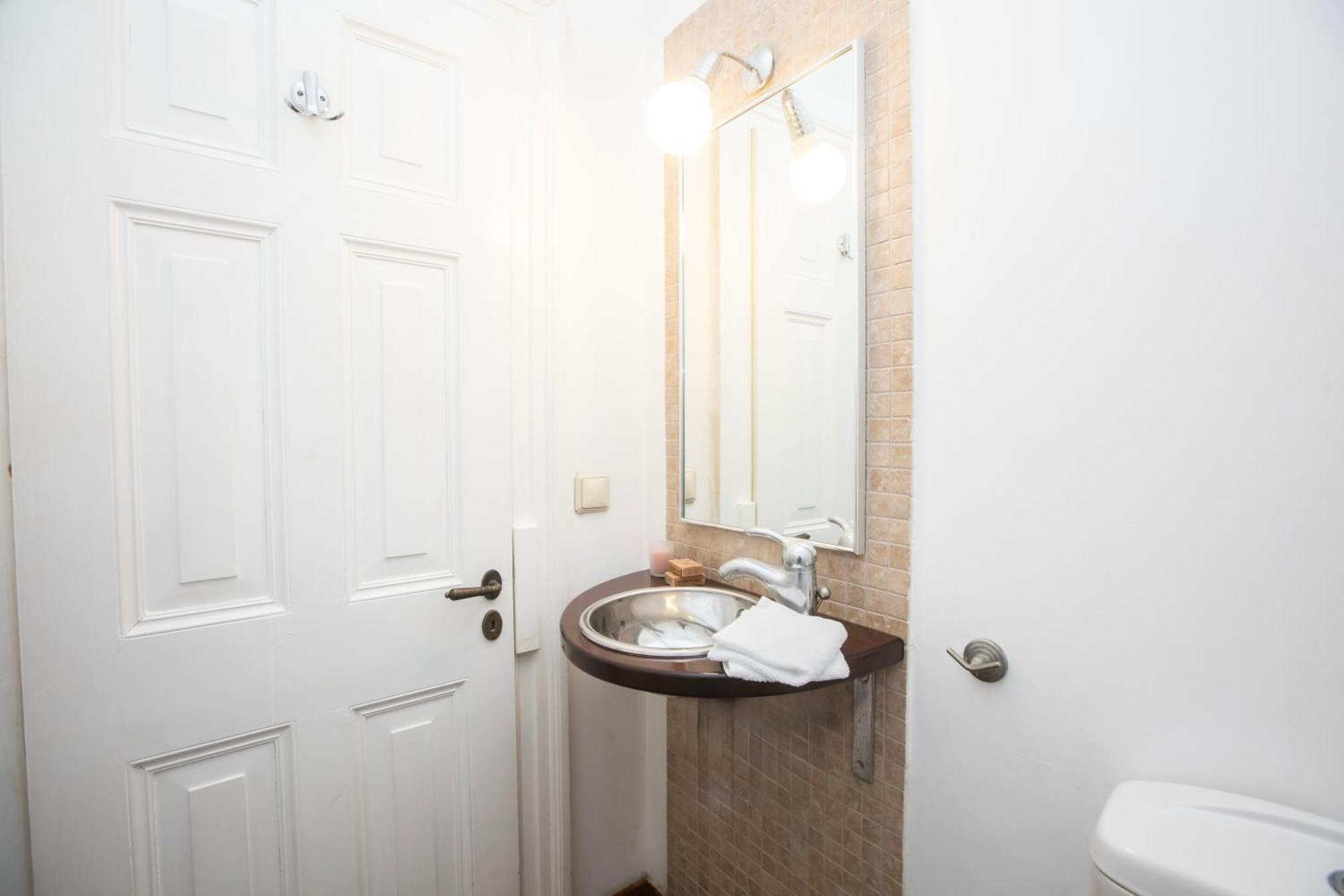 Celestia House Apartment *