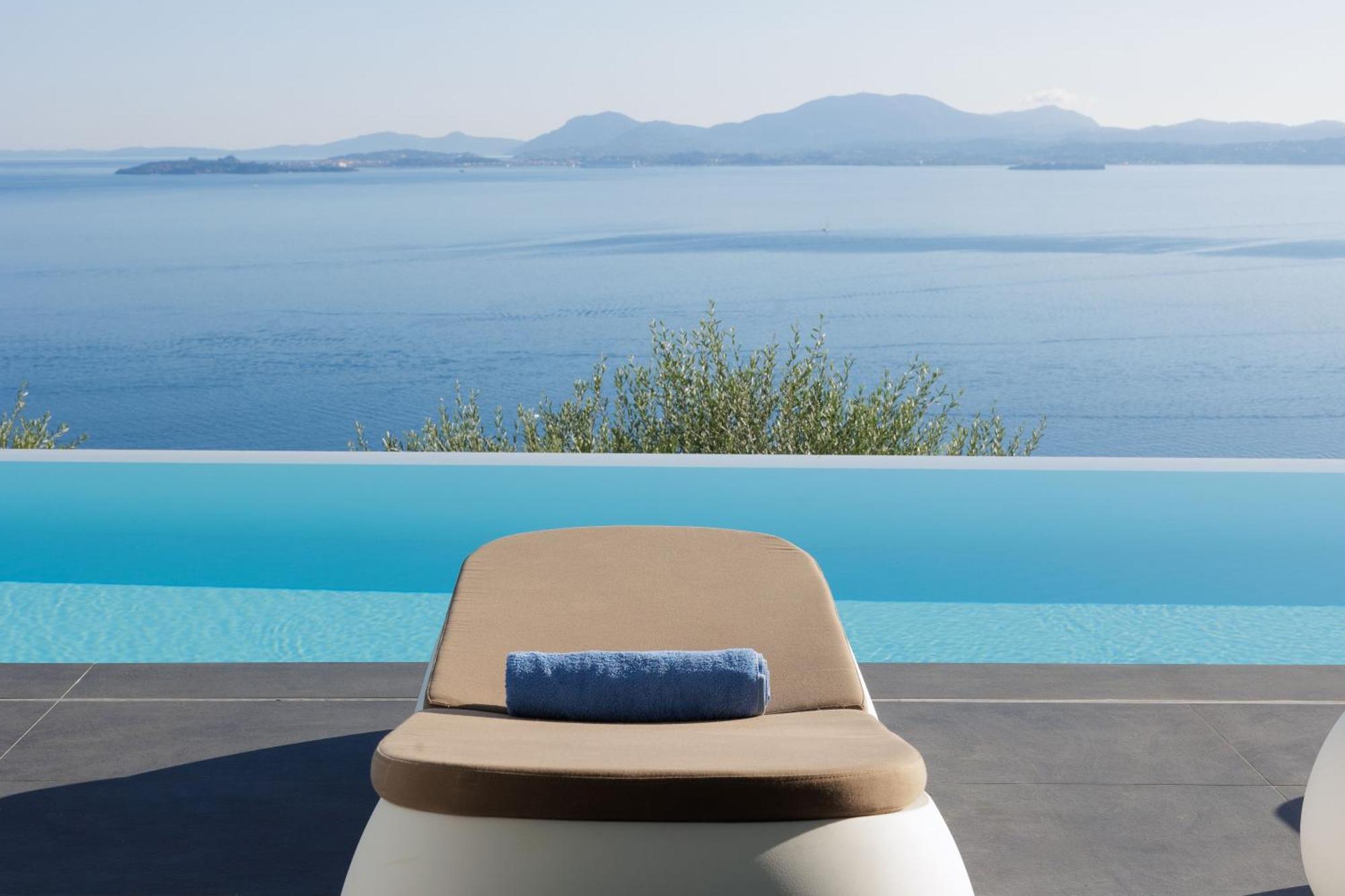 Anax Villa
