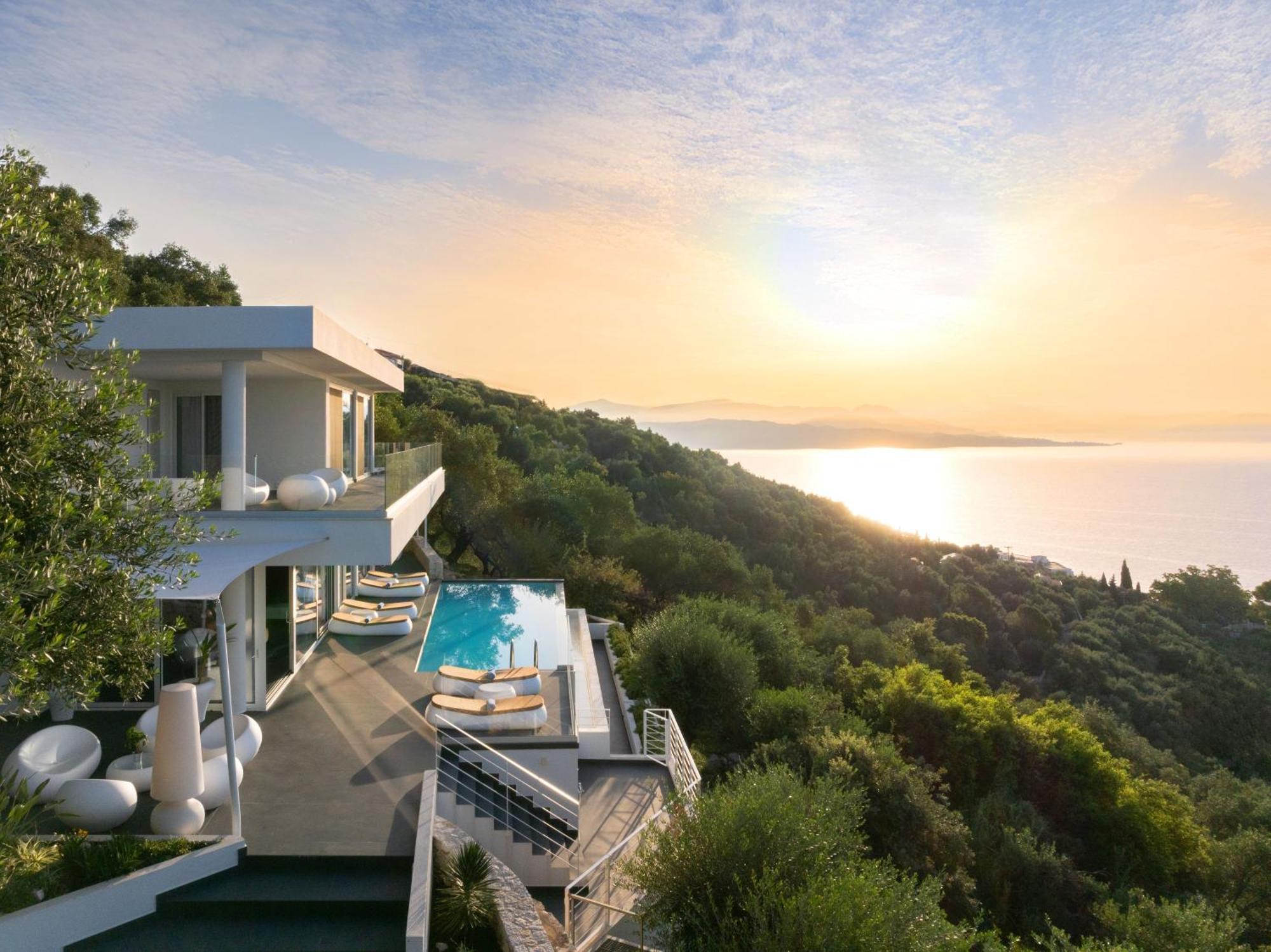 Anax * Nisaki (Corfu)