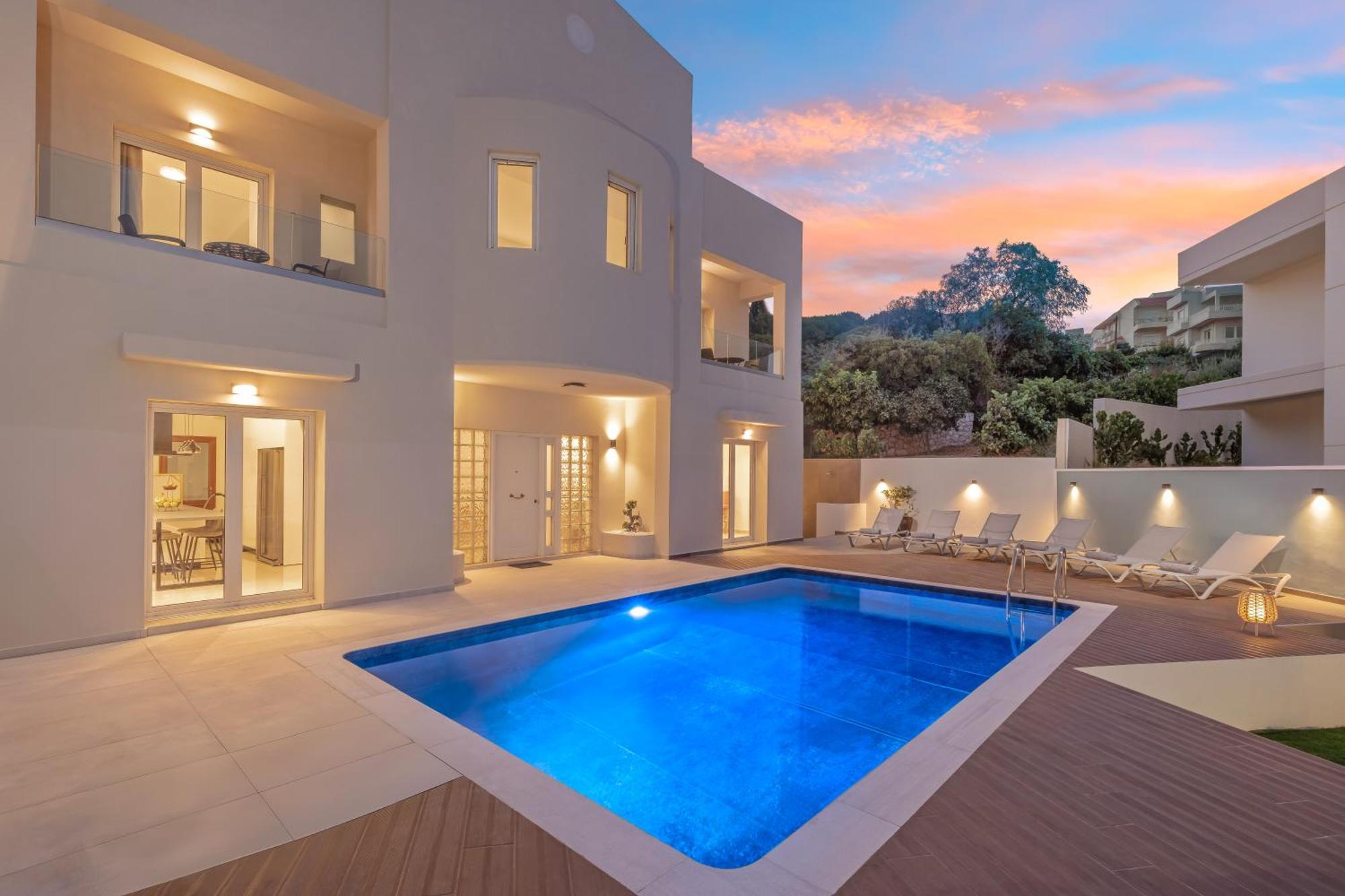 7 Minutes From Centre - Luxury 6br