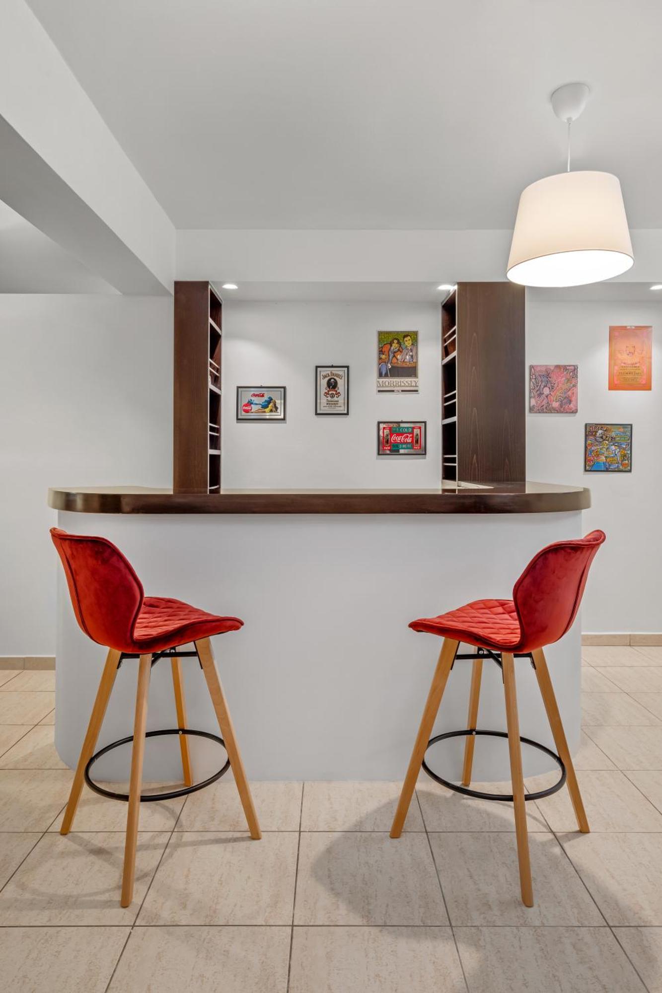 7 Minutes From Centre - Luxury 6br