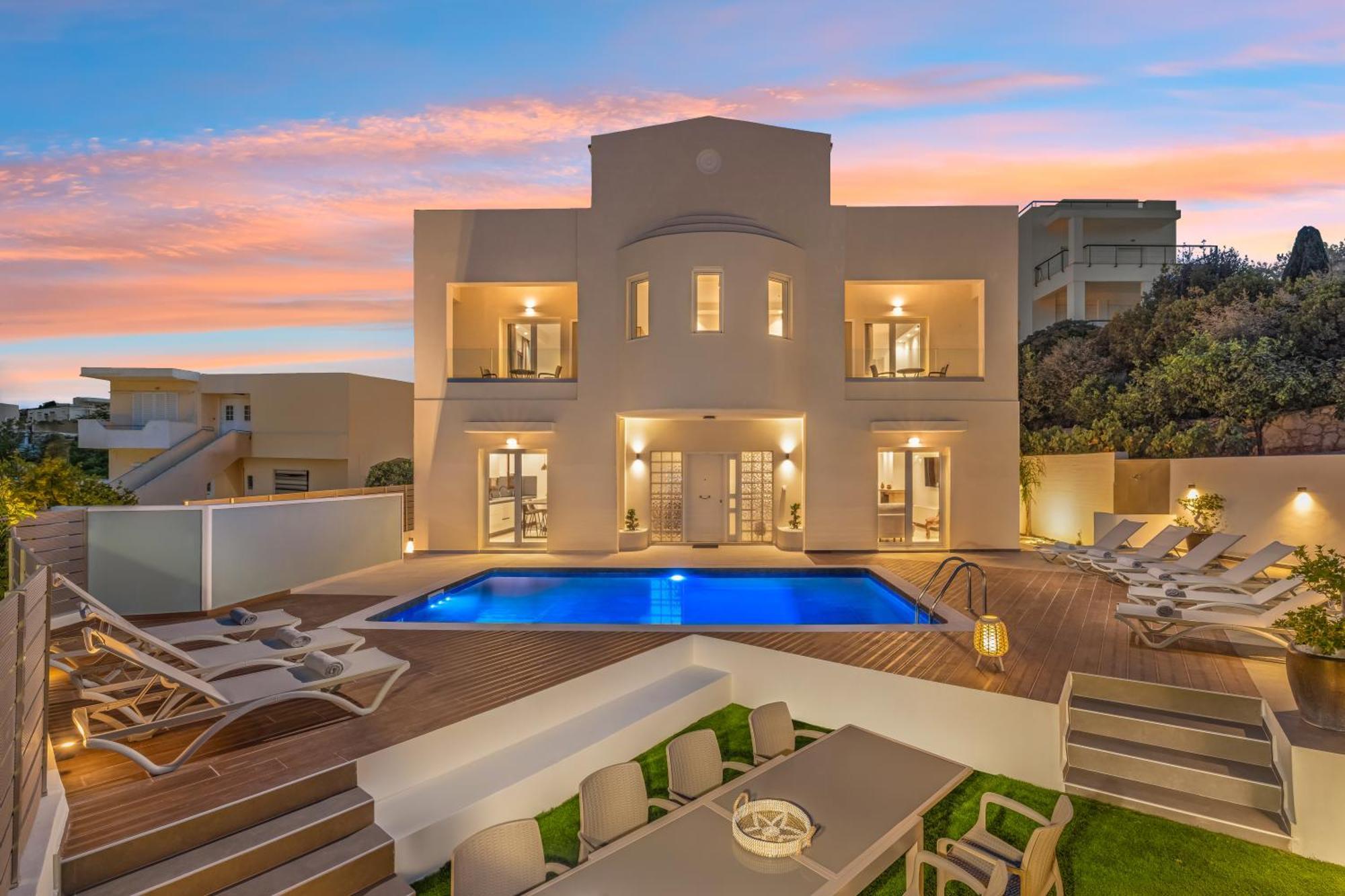 7 Minutes From Centre - Luxury 6br * Rhodes City