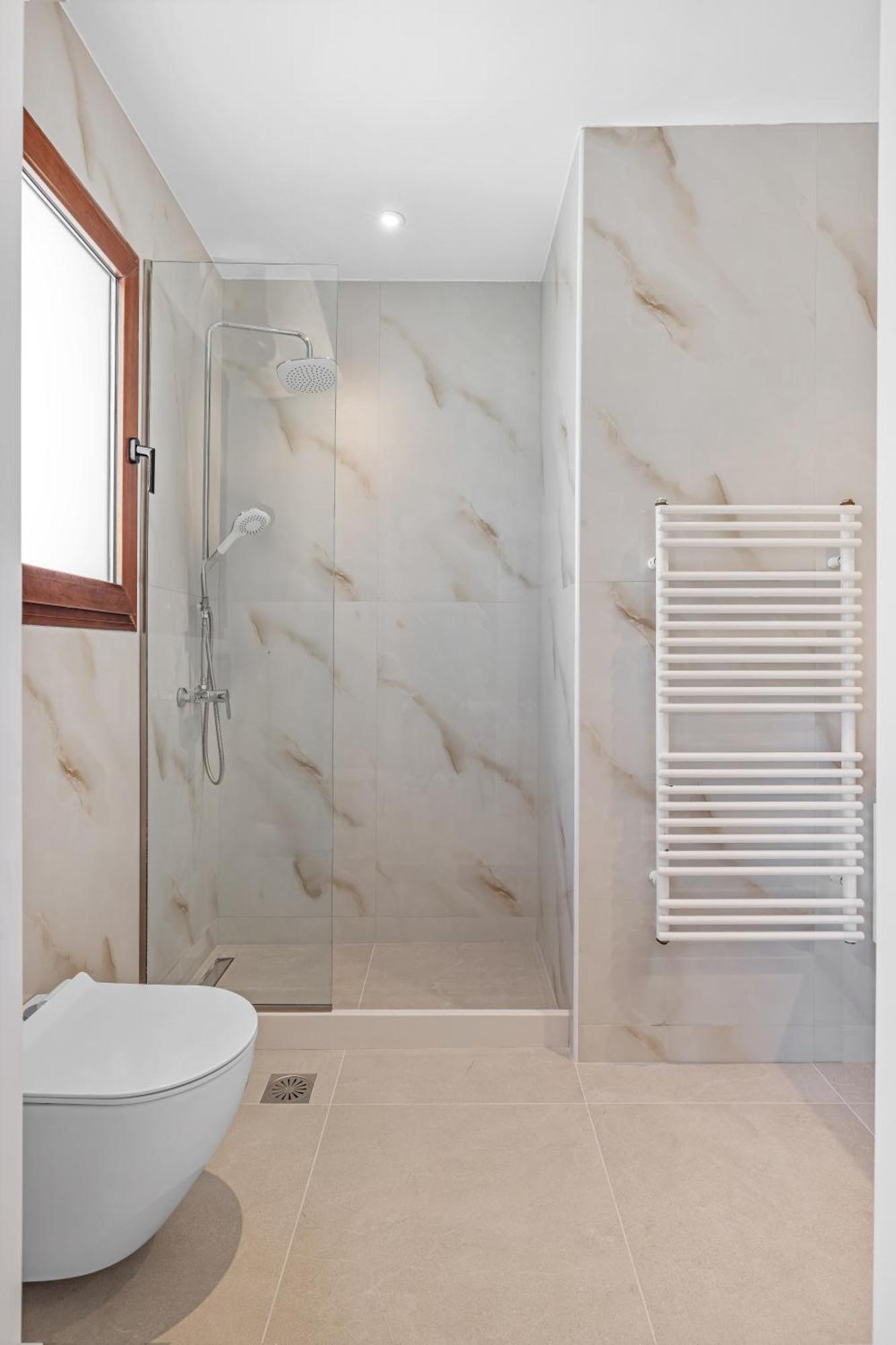 7 Minutes From Centre - Luxury 6br * Rhodes City