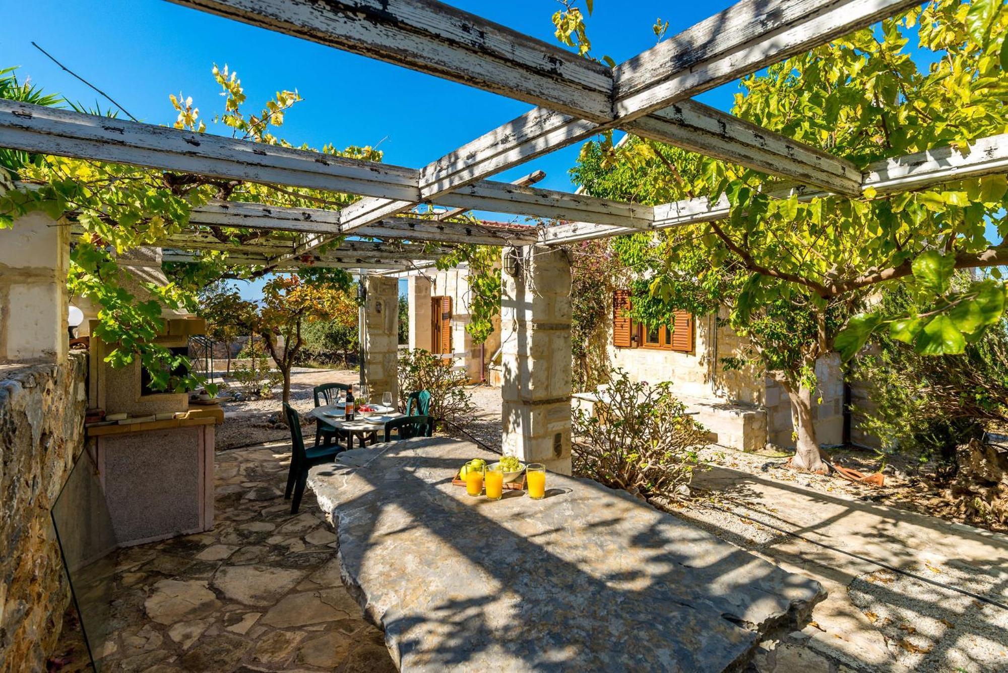 Urania -st George Retreat By Apokoronas Kokkino Chorio