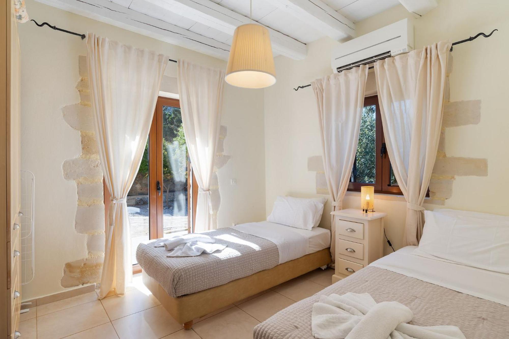 Holiday home Urania -st George Retreat By Apokoronas *