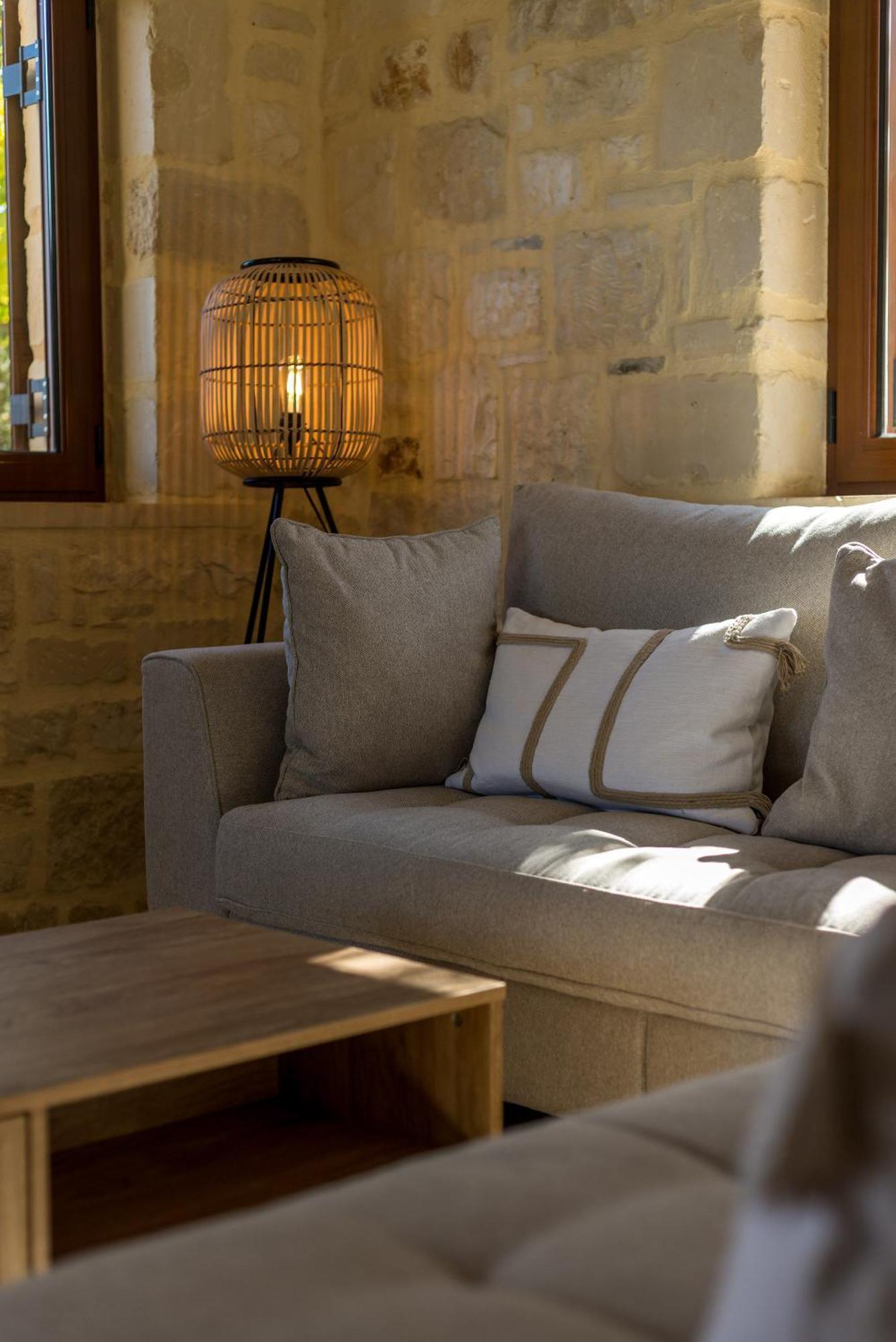 Urania -st George Retreat By Apokoronas * Kokkino Chorio