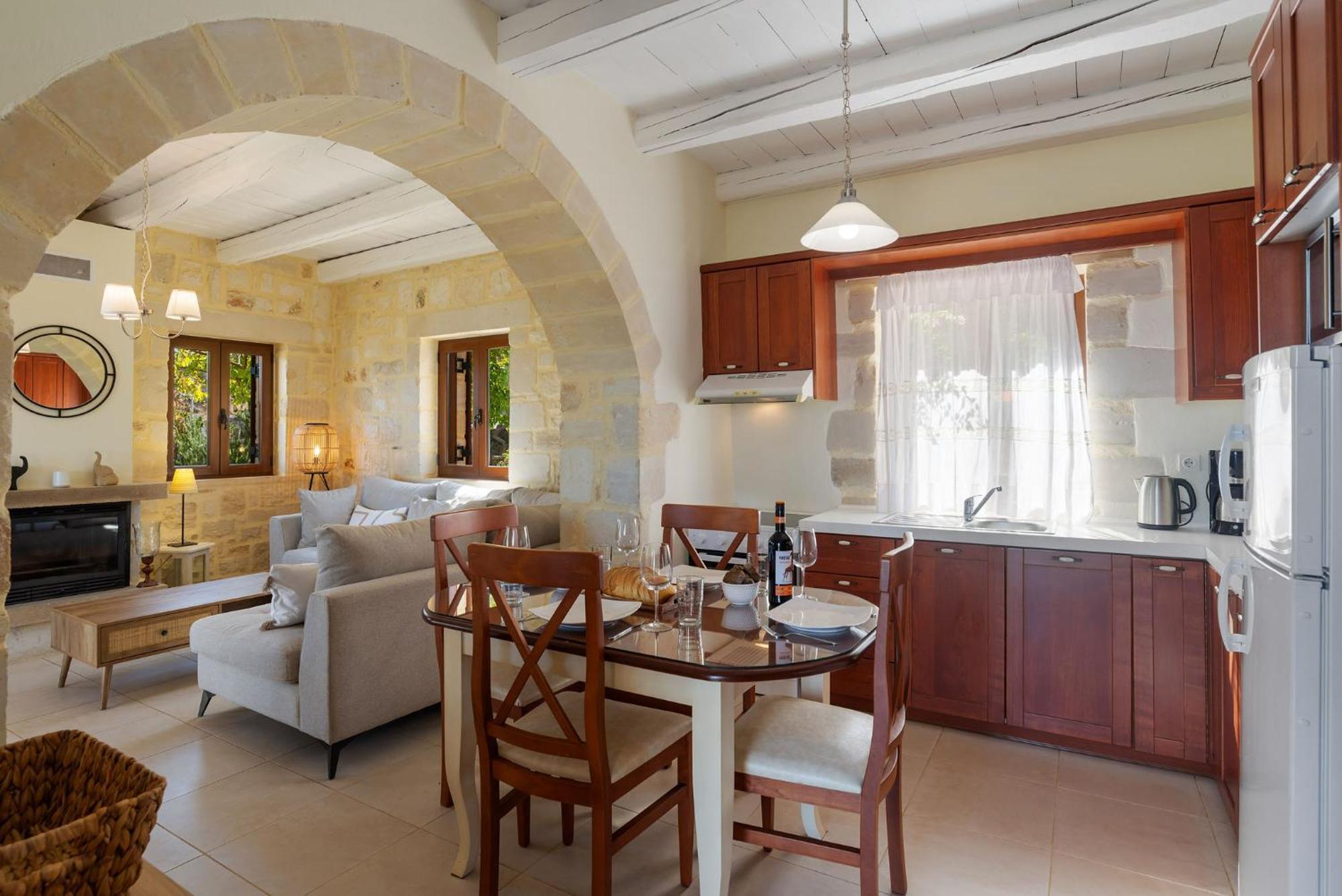 Urania -st George Retreat By Apokoronas * Kokkino Chorio