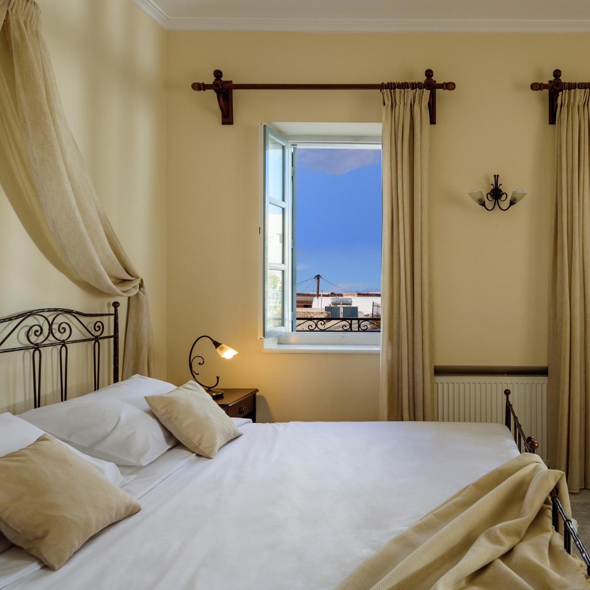 Ikio Concept Santorini Hotel Pyrgos Kallistis
