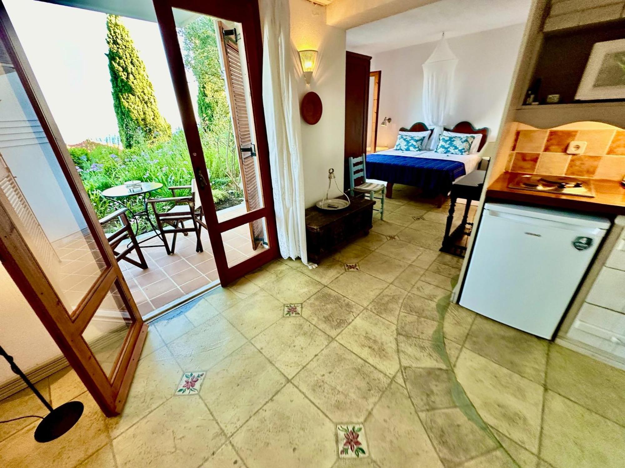 Athena Guest house Megali Ammos (Skiathos)