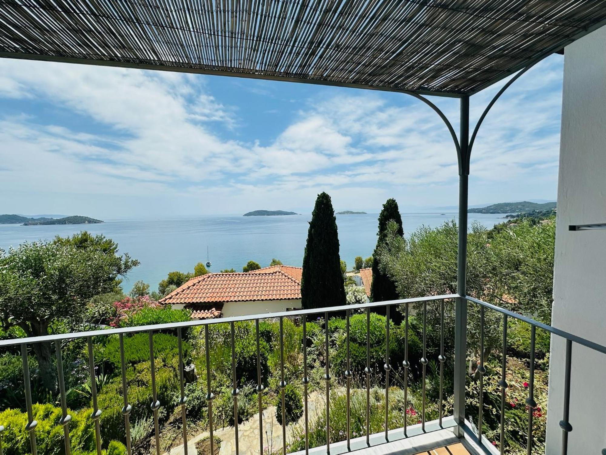 Athena Megali Ammos (Skiathos)