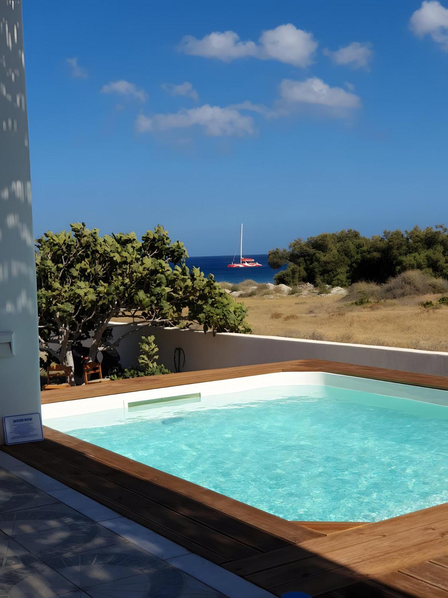 Front Pasithea Villa Monolithos (Santorini)